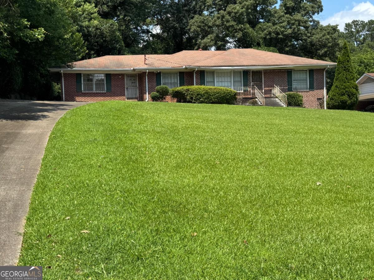 1015 Lynhurst Drive Sw Property Photo 1