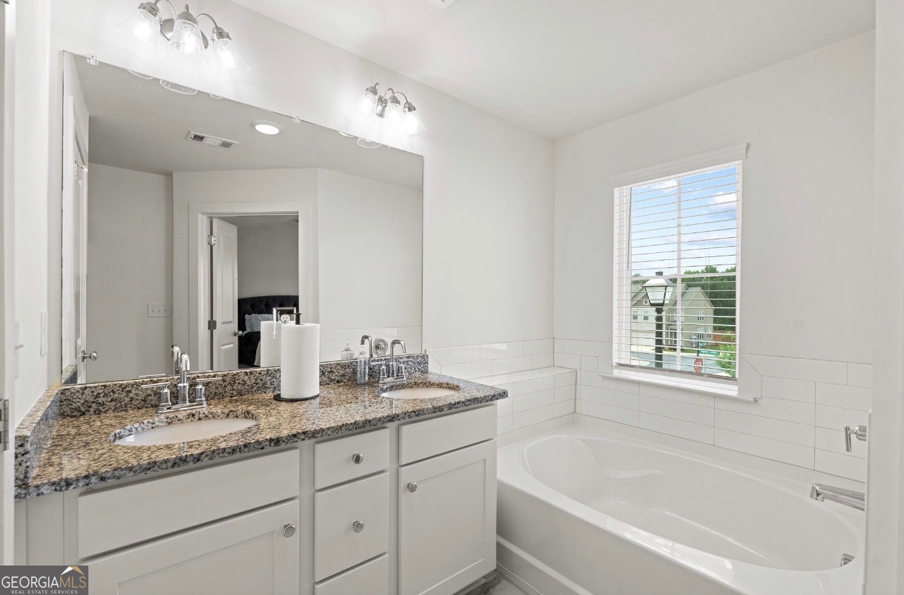 7651 Squire Court Property Photo 16