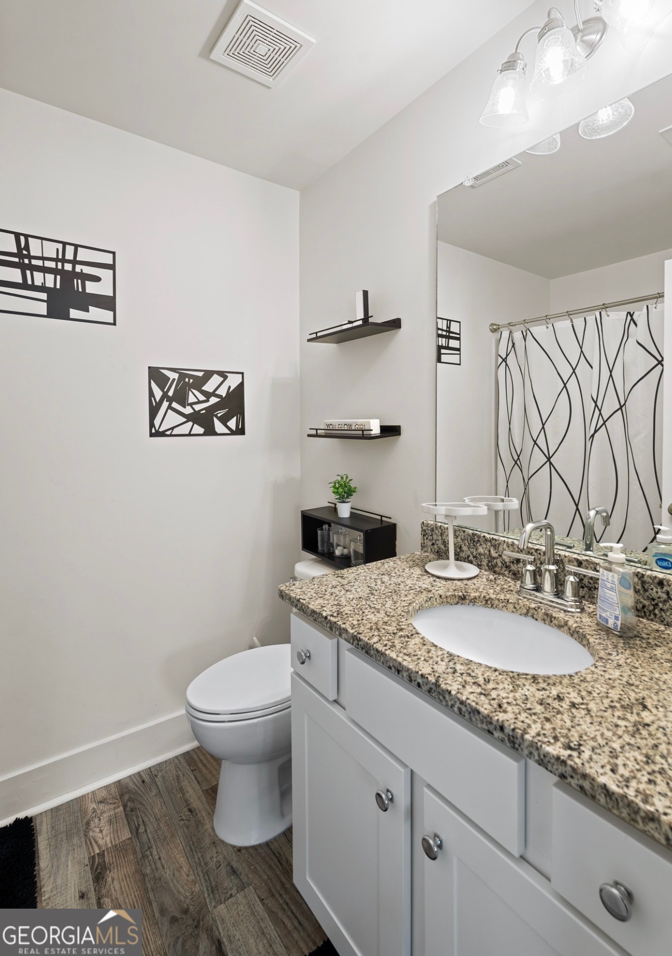 7651 Squire Court Property Photo 18