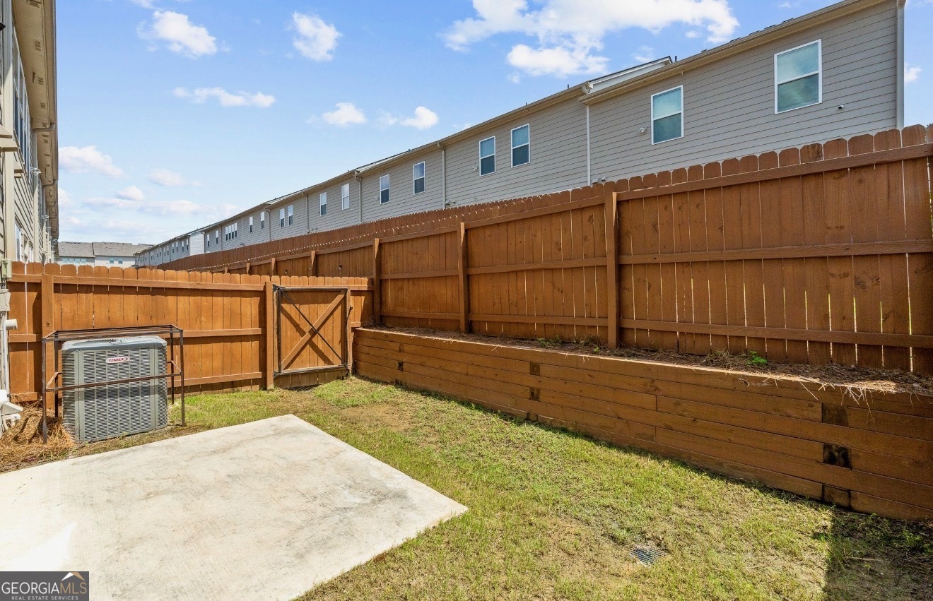 7651 Squire Court Property Photo 20