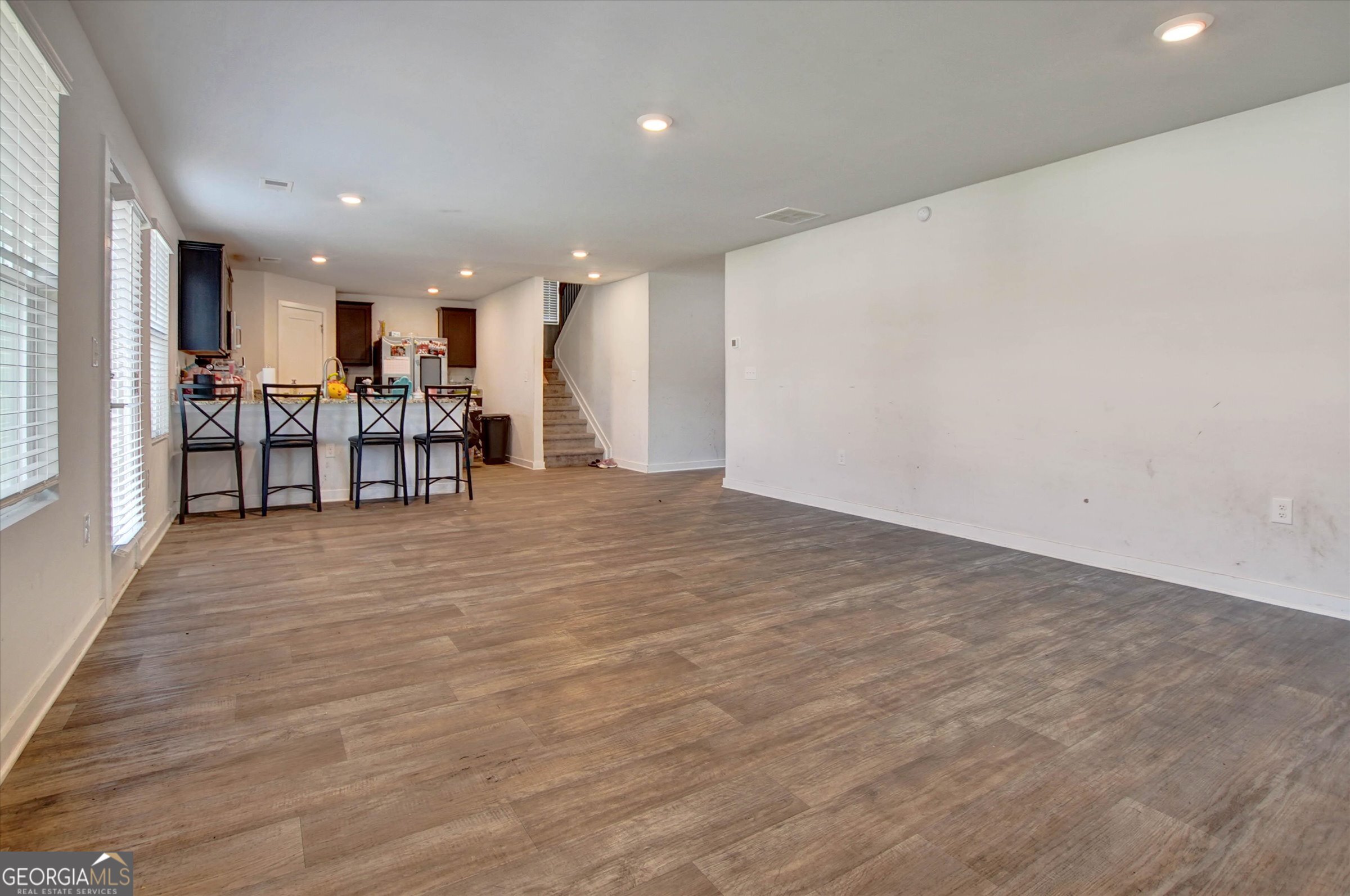 1129 Bluecoat Circle Property Photo 7