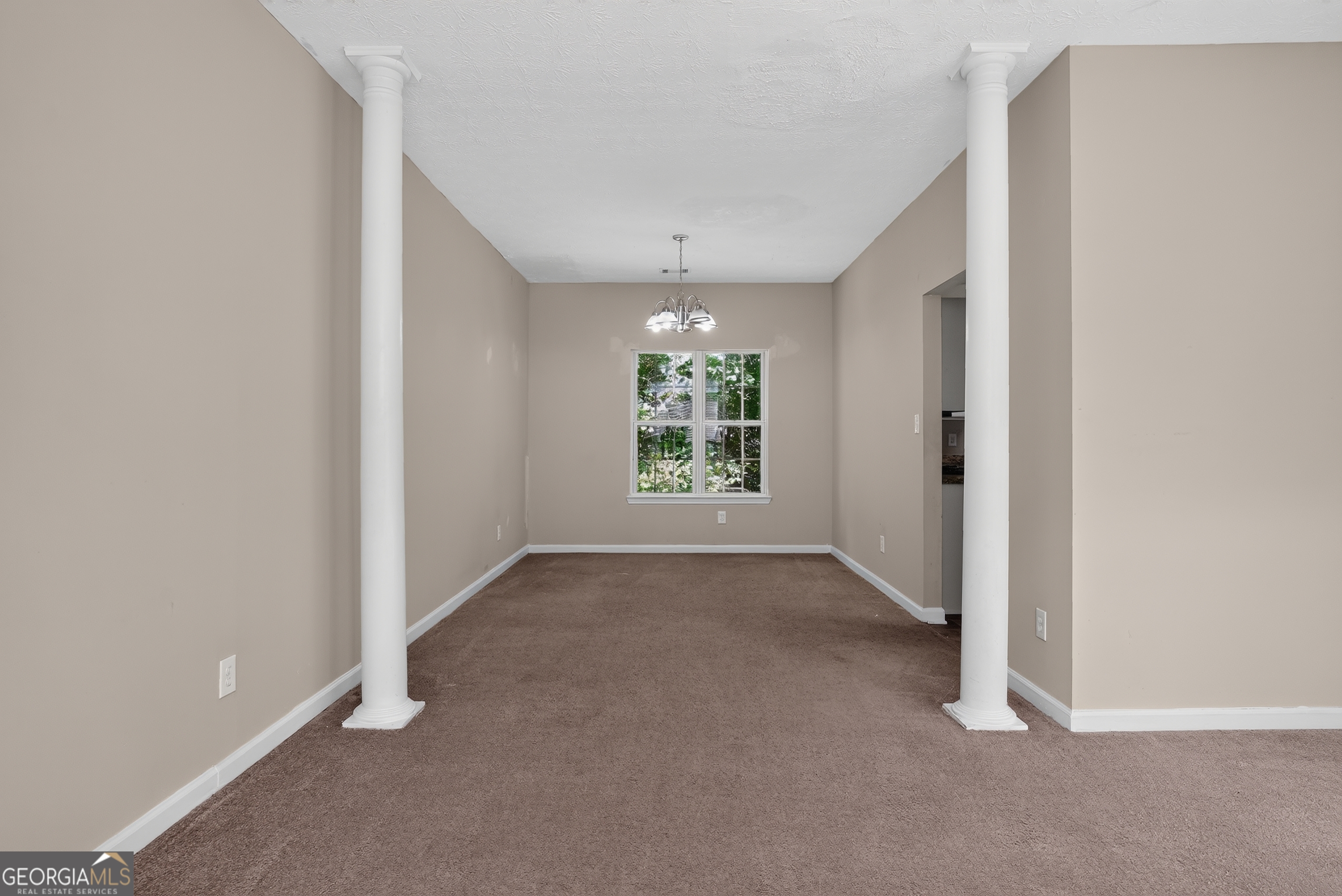 6065 Shadow Lake View Property Photo 14