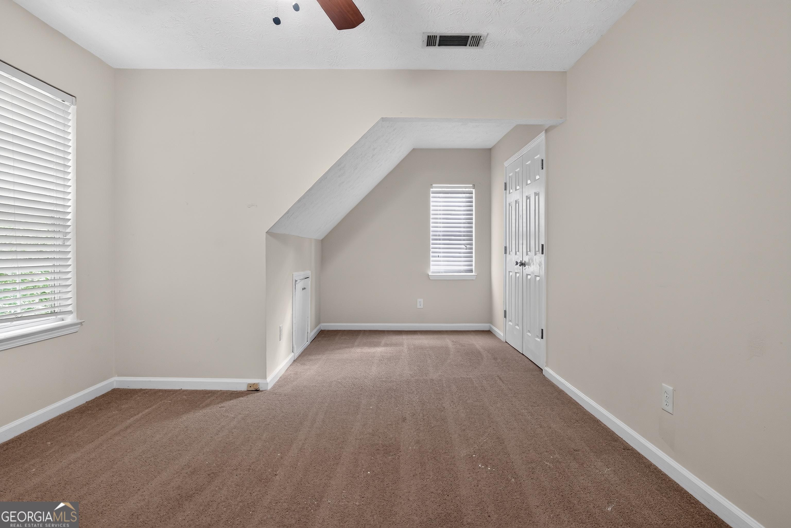 6065 Shadow Lake View Property Photo 19