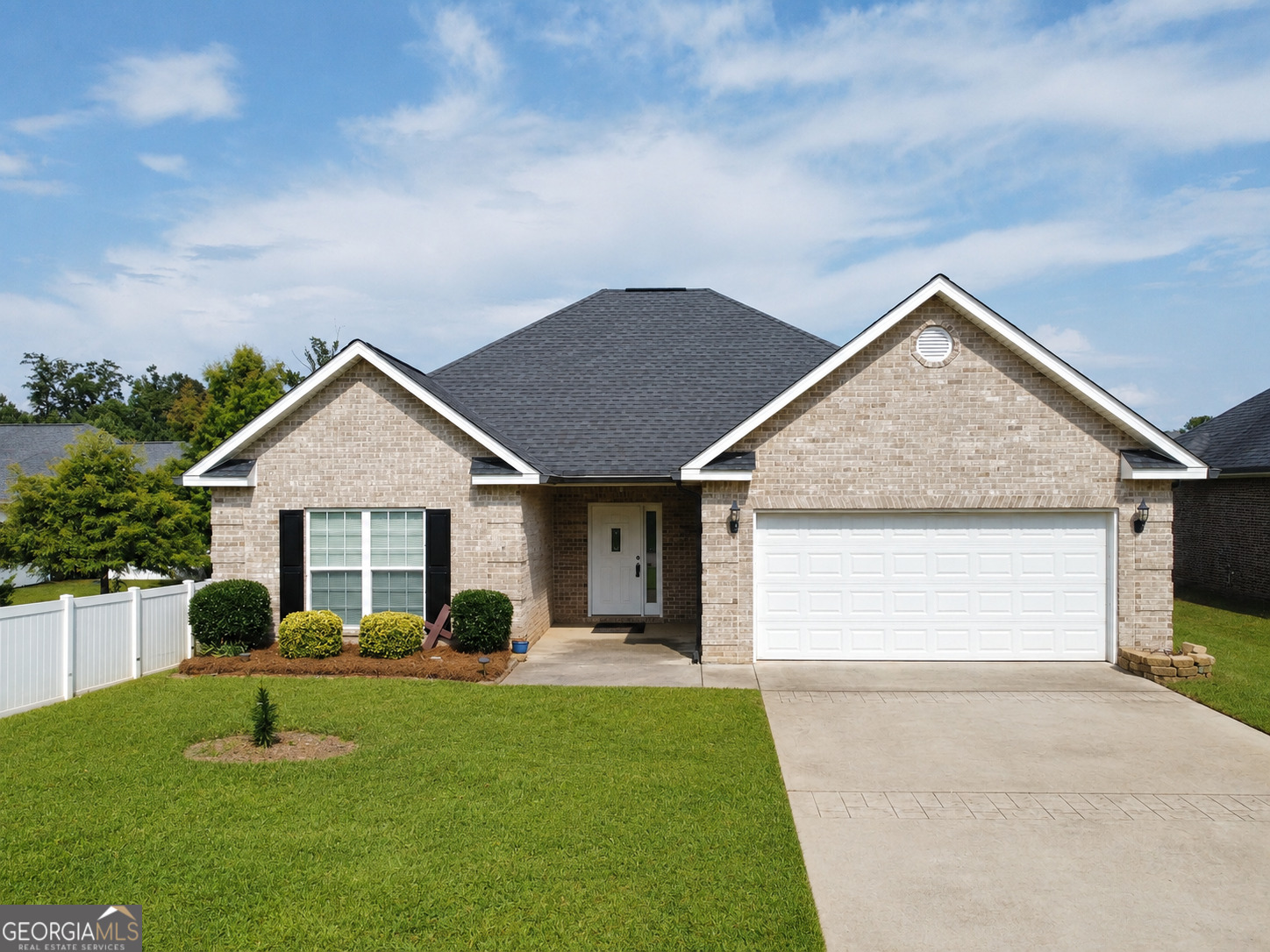 308 Lamplight Drive Property Photo 1