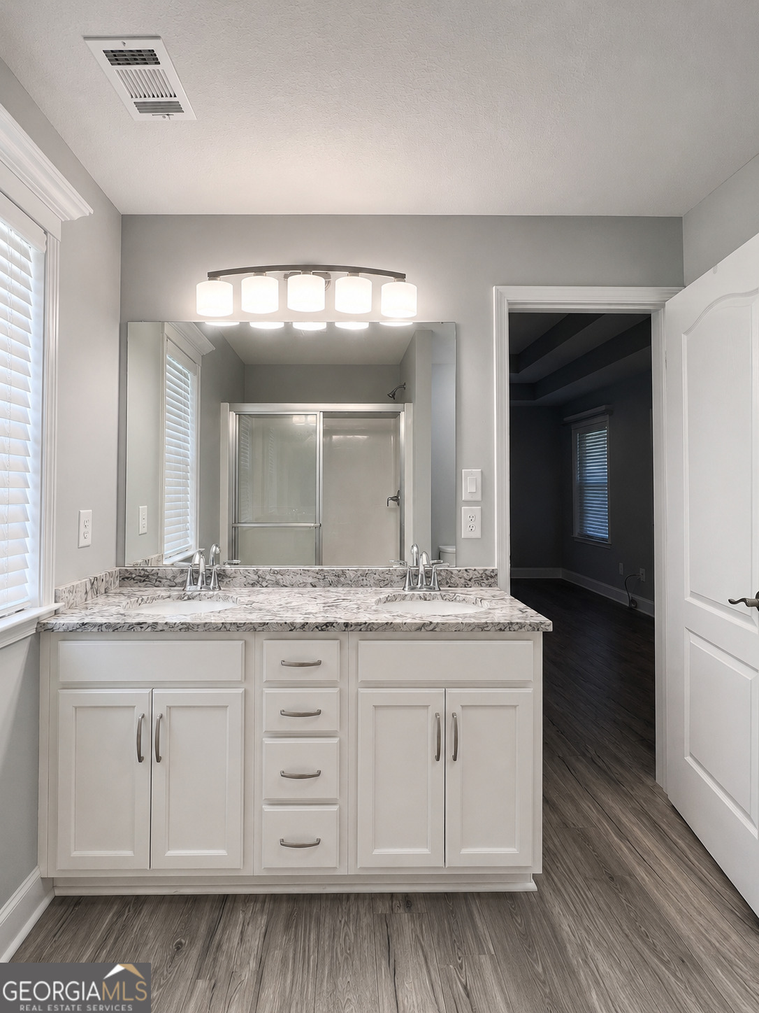 308 Lamplight Drive Property Photo 16