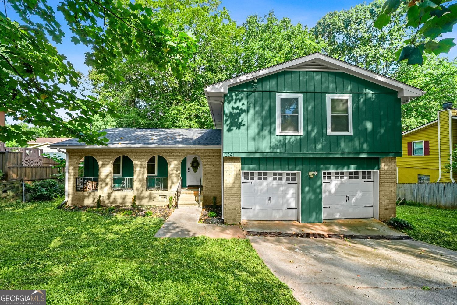 2291 Chevy Chase Lane Property Photo 1