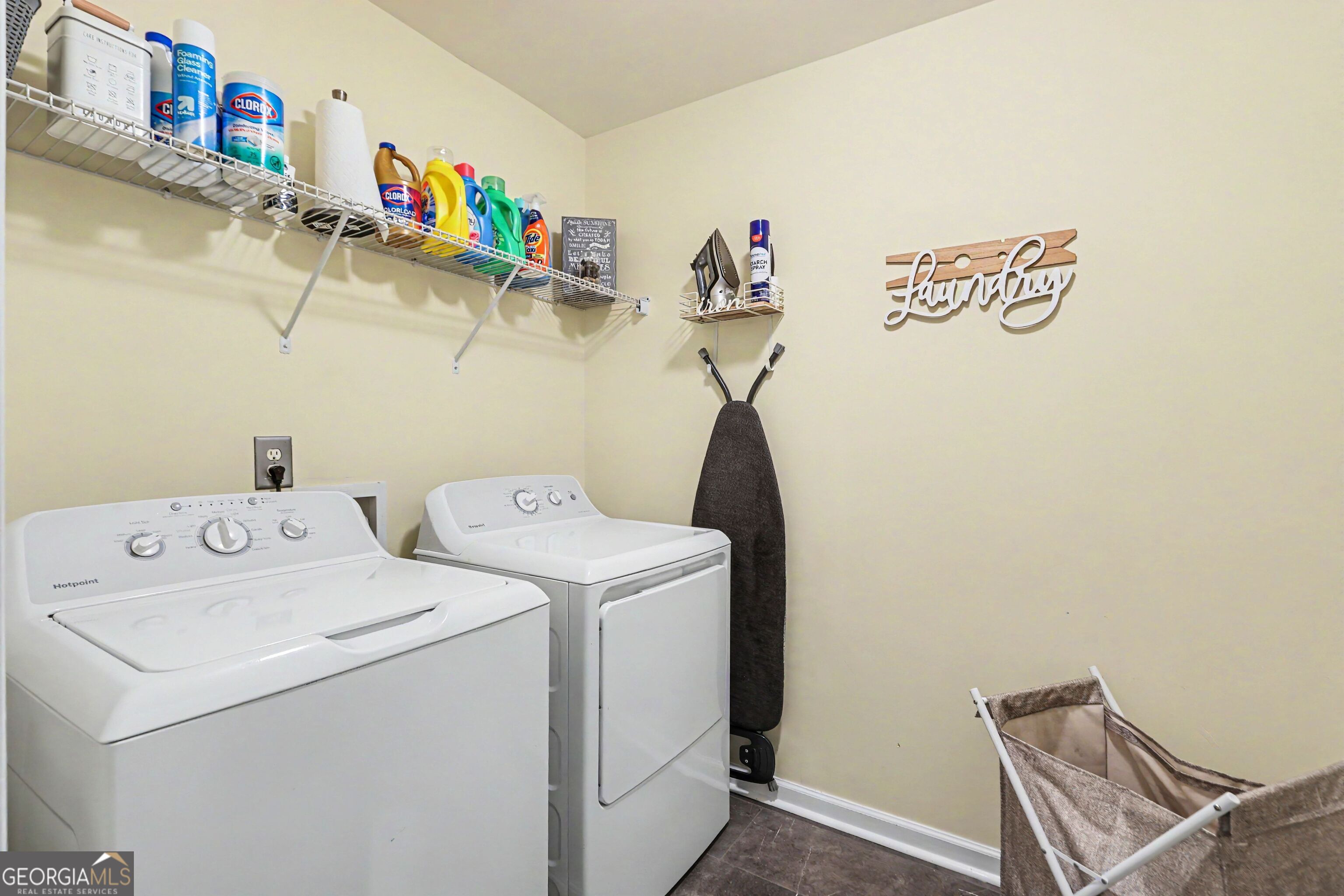 5563 Radford Loop Property Photo 10