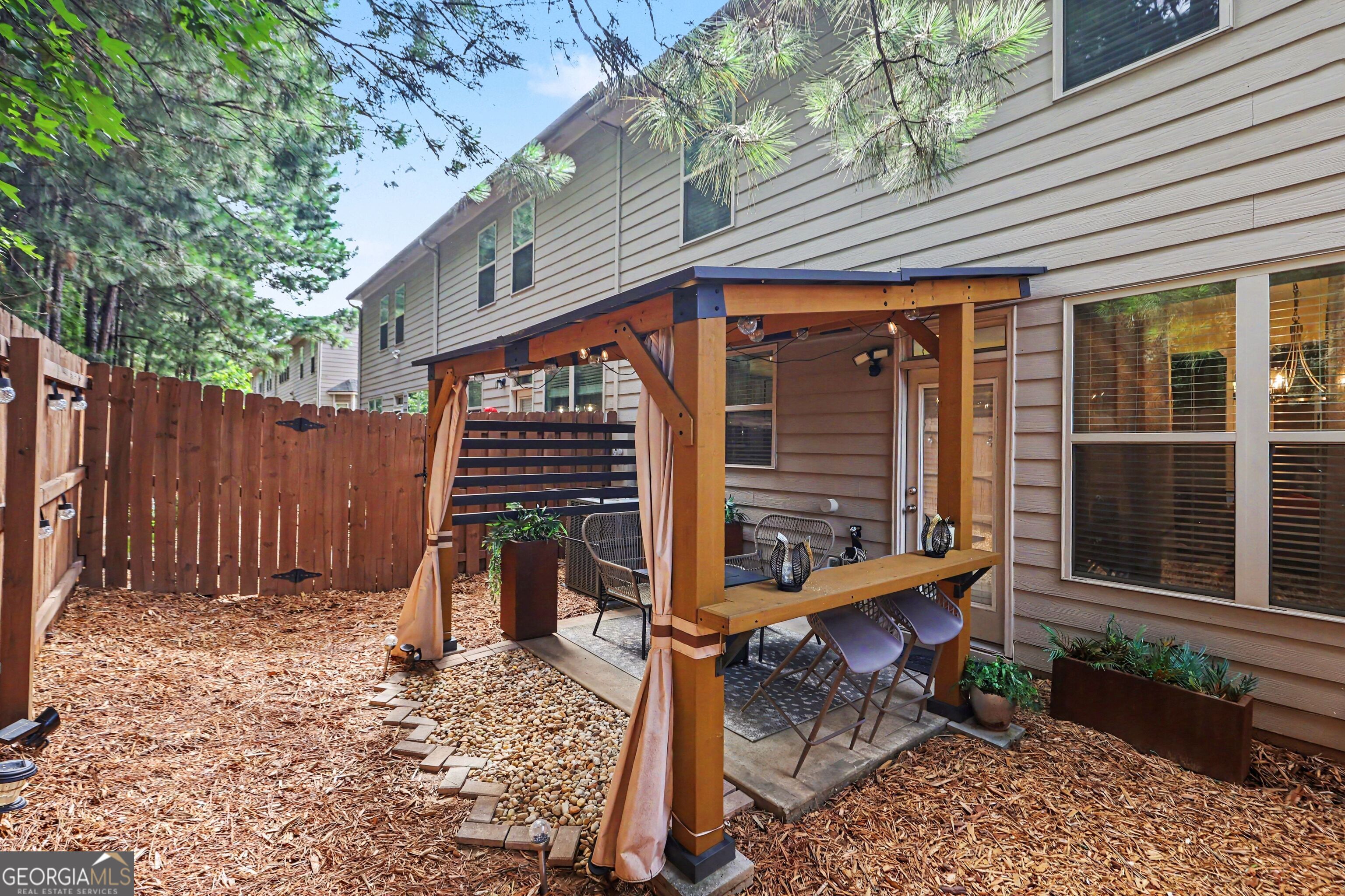5563 Radford Loop Property Photo 11