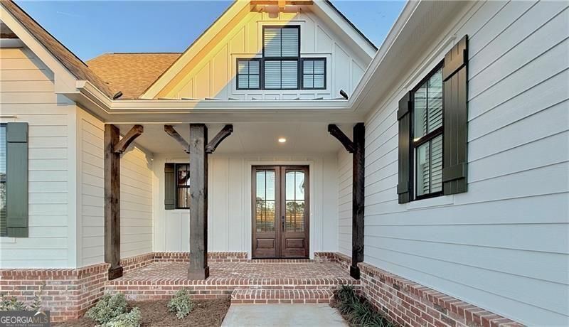 122 Palisade Drive Property Photo 3