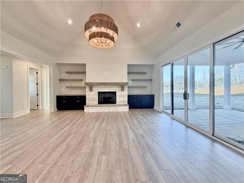122 Palisade Drive Property Photo 8