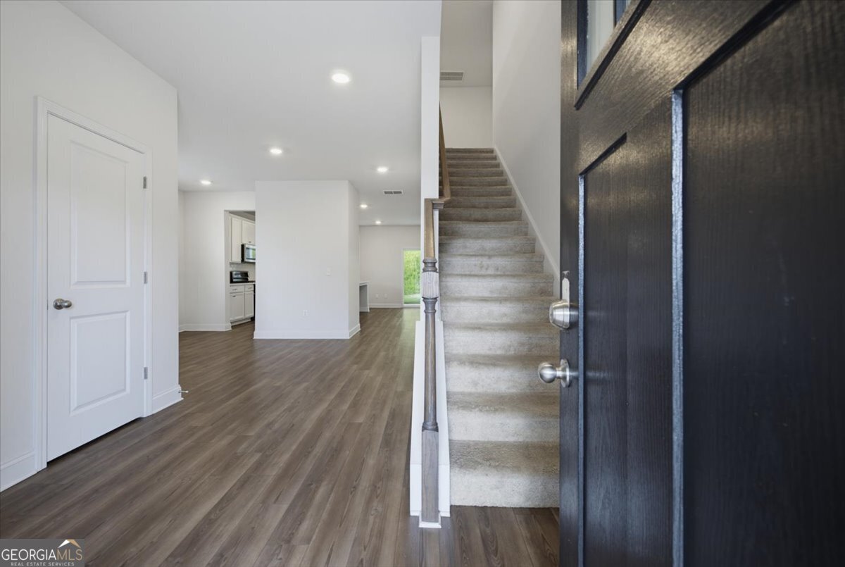 131 Dew Drop Pt Property Photo 5