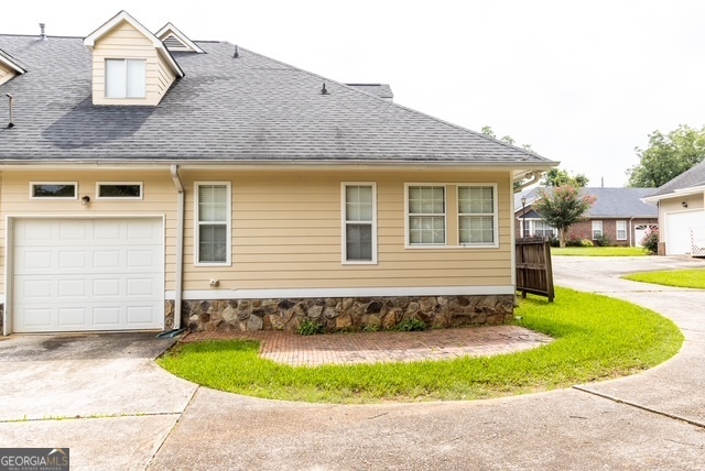 206 Cedarwood Lane Property Photo 6