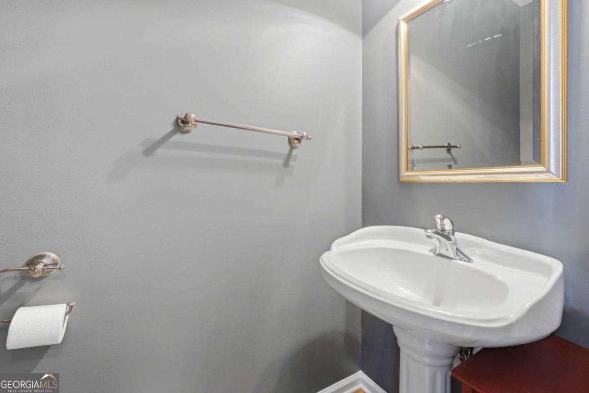 3352 Walnut Ridge Property Photo 9