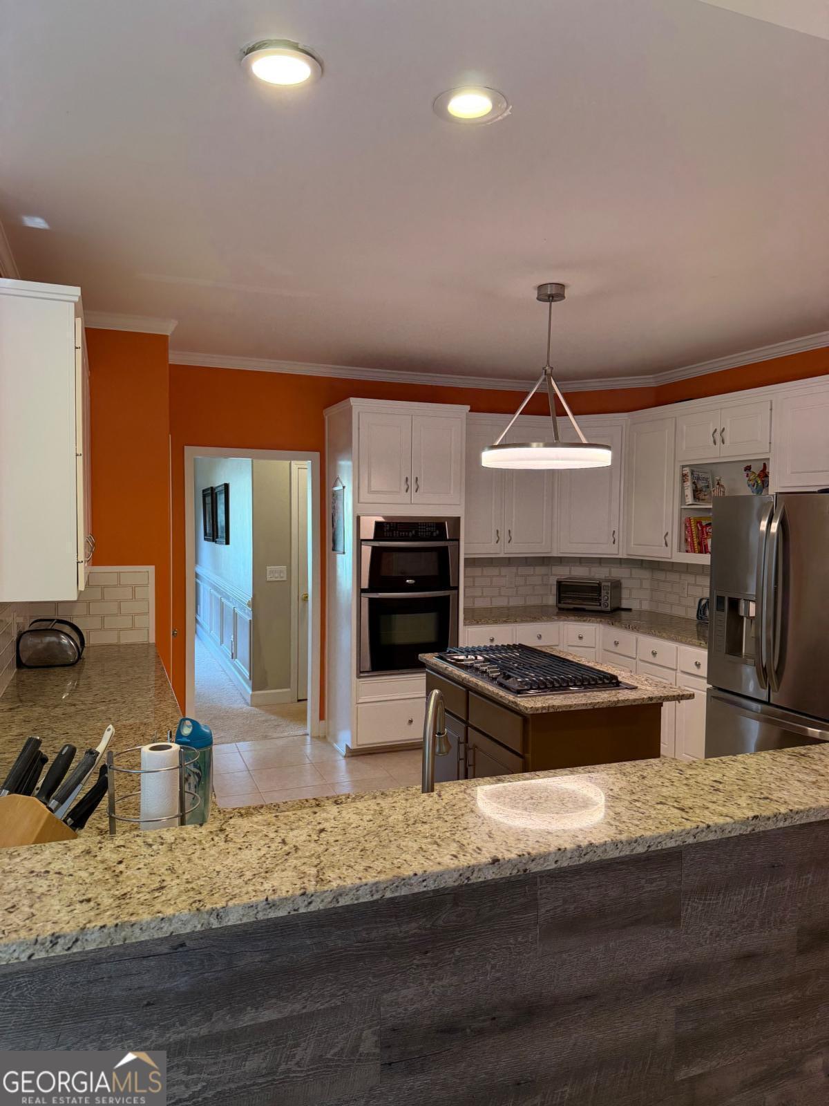 2652 Mayfield Drive Property Photo 2