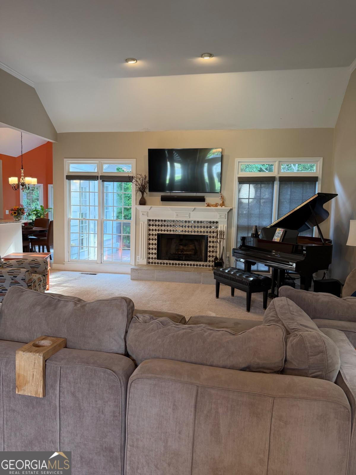 2652 Mayfield Drive Property Photo 7