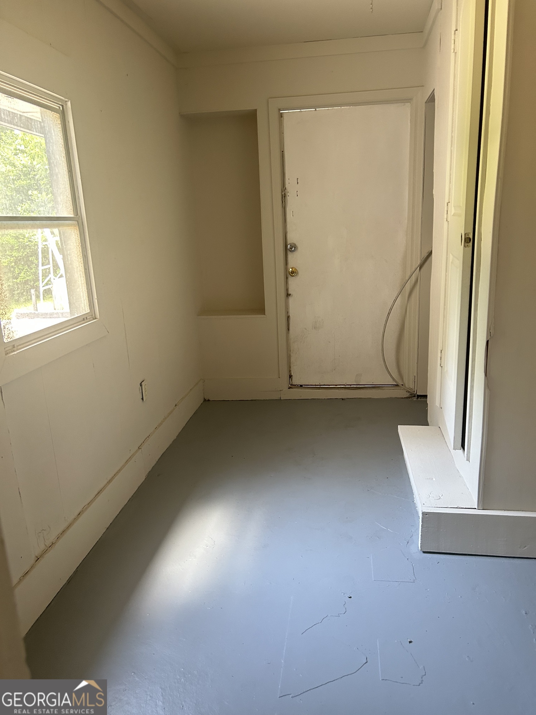 221 Avenue L Street Property Photo 8