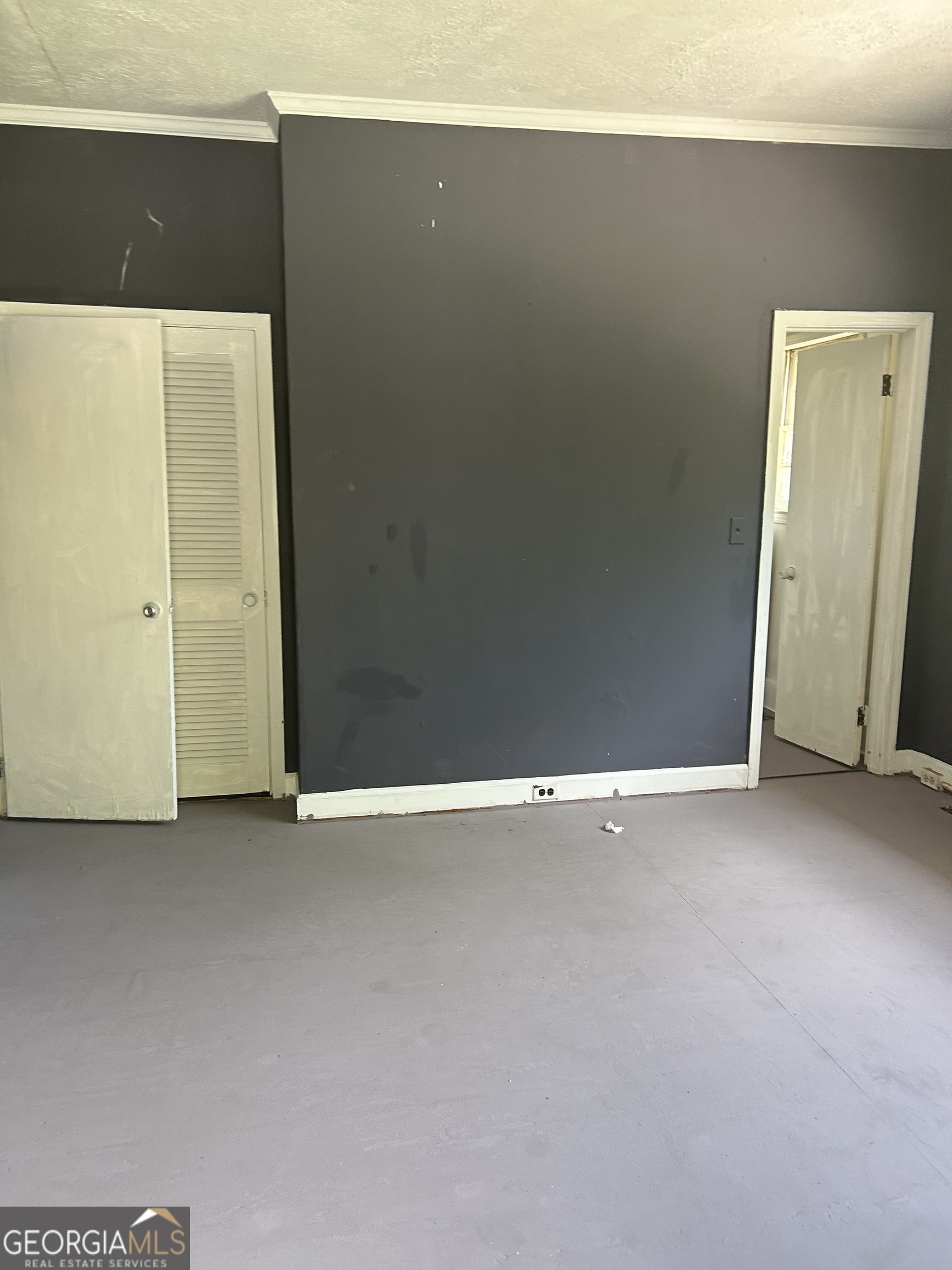 221 Avenue L Street Property Photo 9