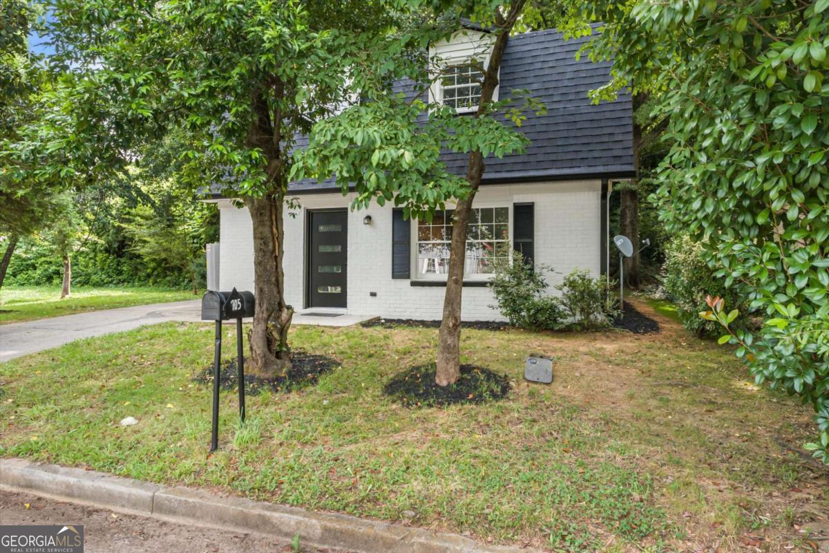 105 Elizabeth Street Property Photo 1