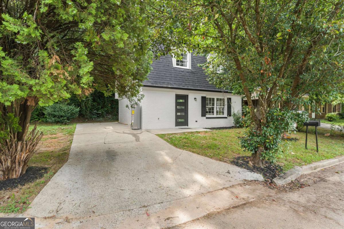 105 Elizabeth Street Property Photo 3