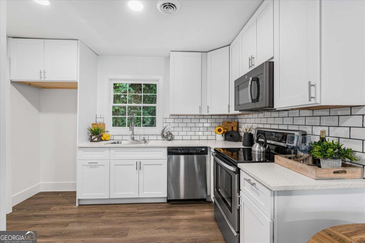105 Elizabeth Street Property Photo 19