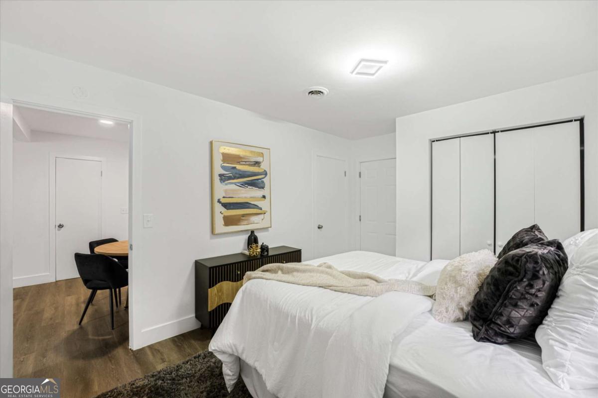 105 Elizabeth Street Property Photo 24