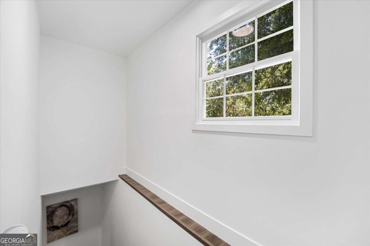105 Elizabeth Street Property Photo 28