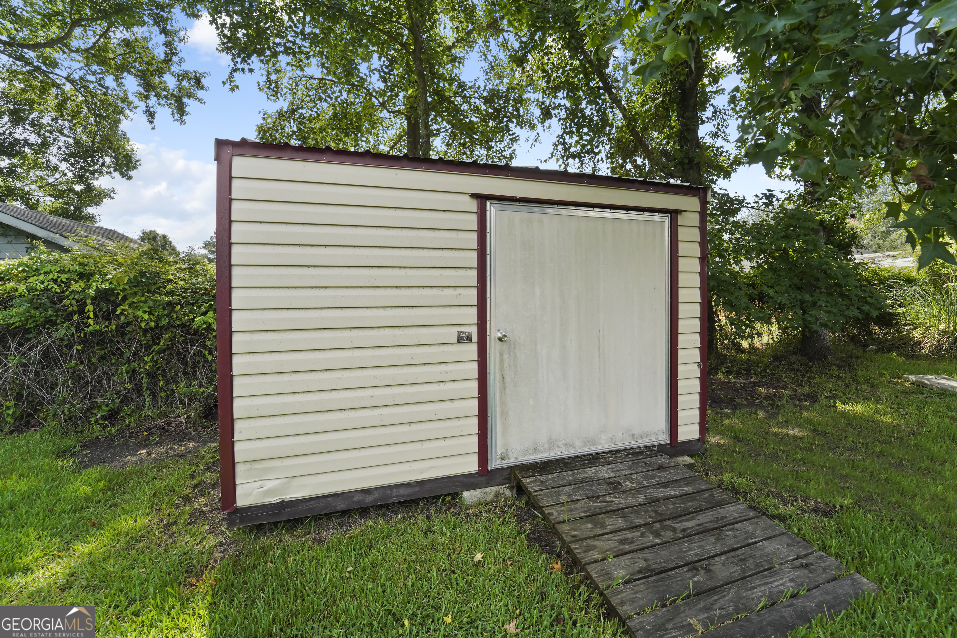 604 Ryan Lane Property Photo 5