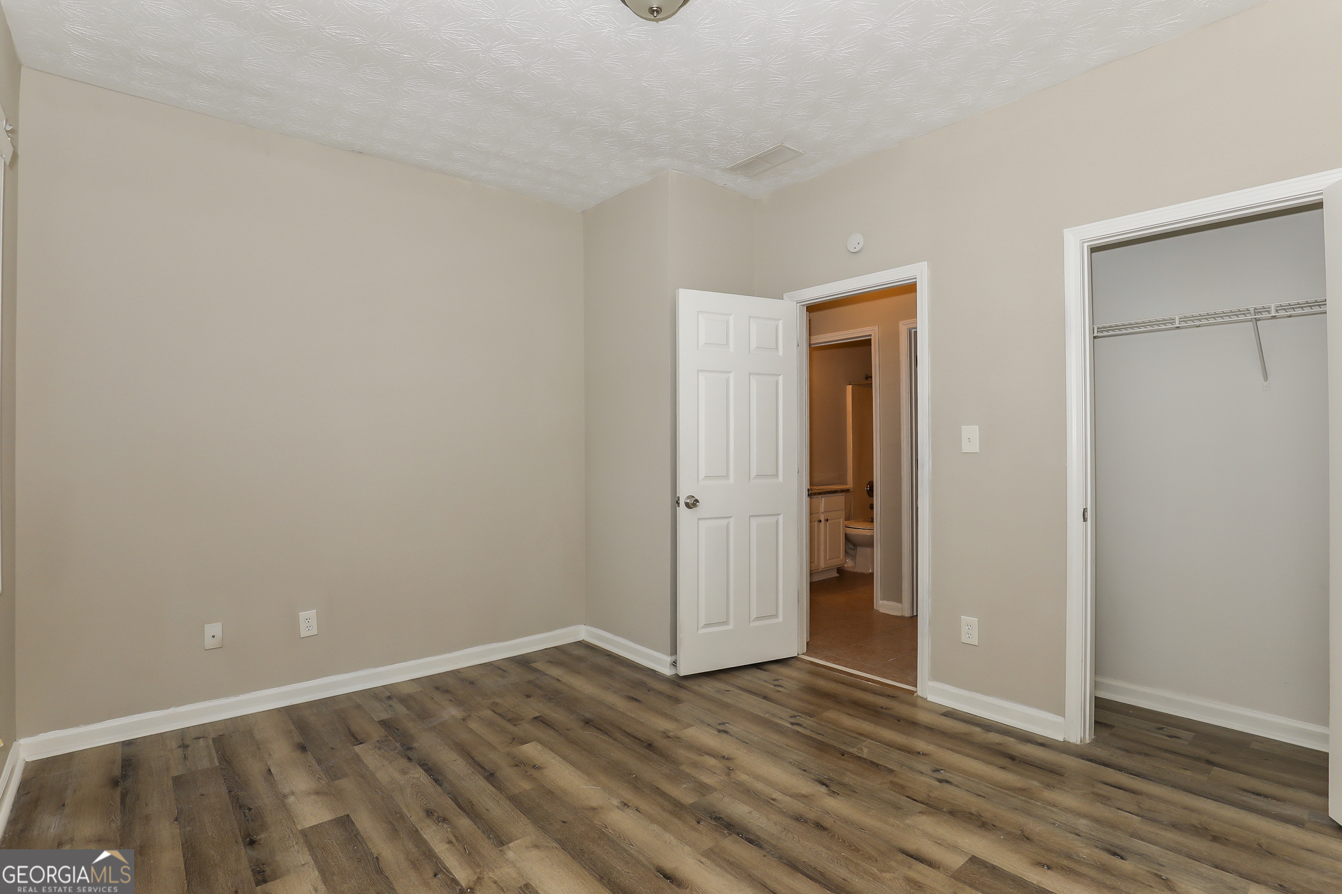 1055 Maple Leaf Drive Property Photo 15