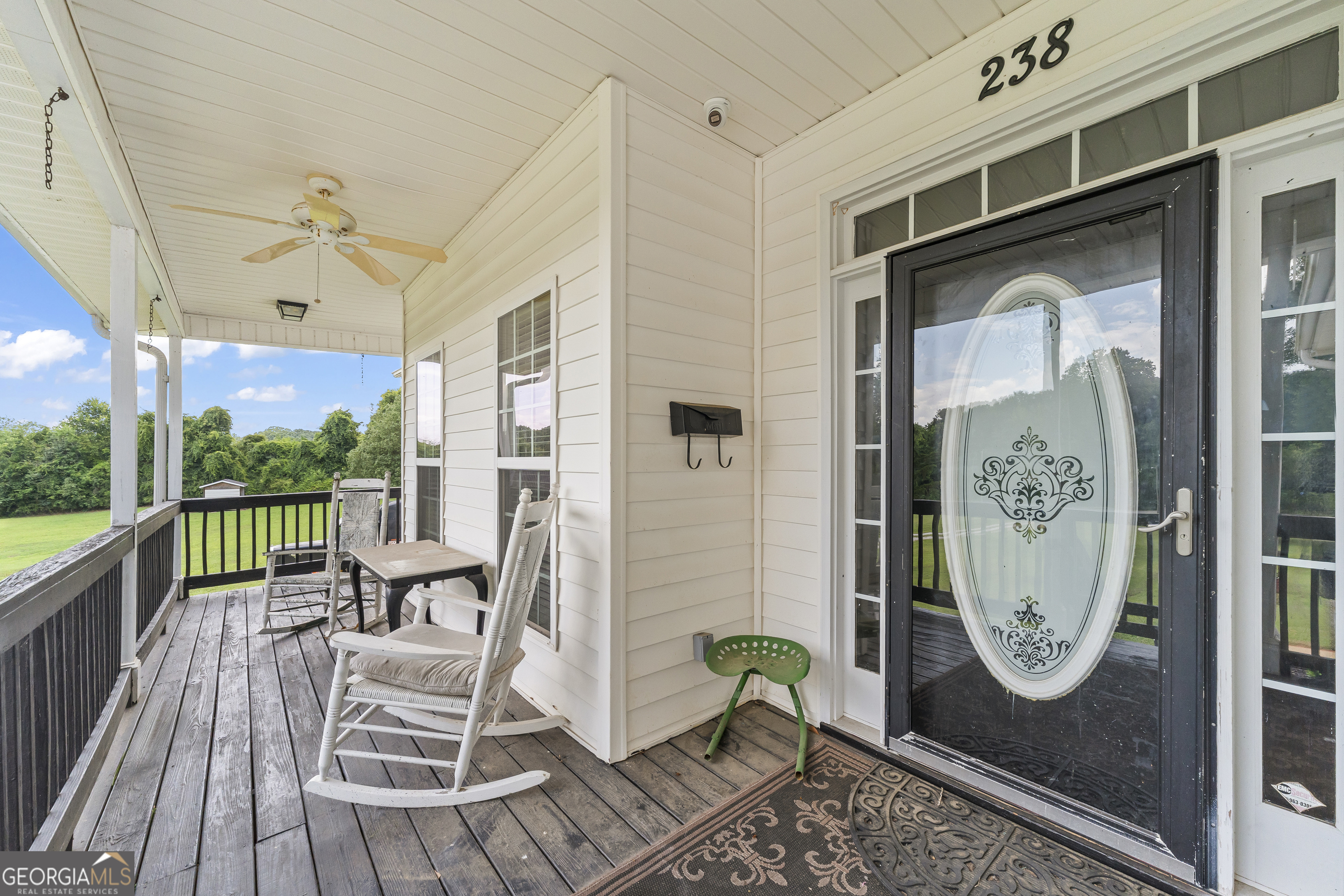 238 Apple Valley Road Property Photo 3