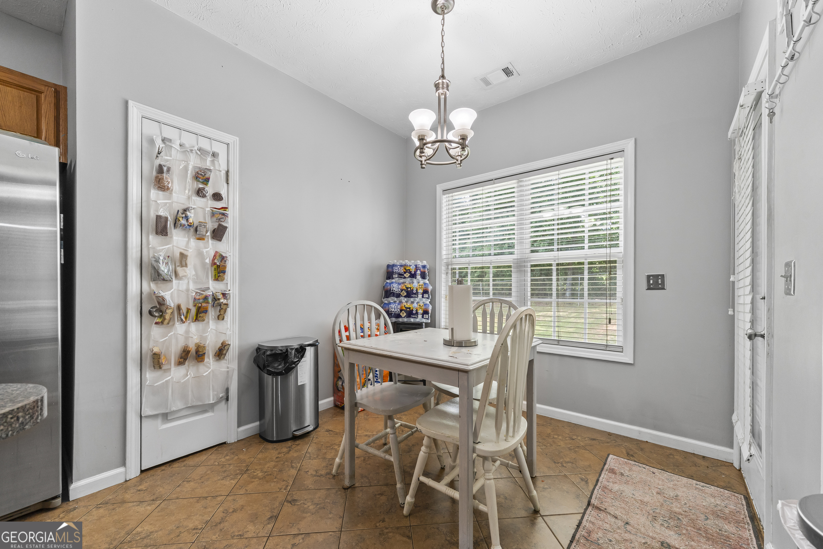 238 Apple Valley Road Property Photo 17