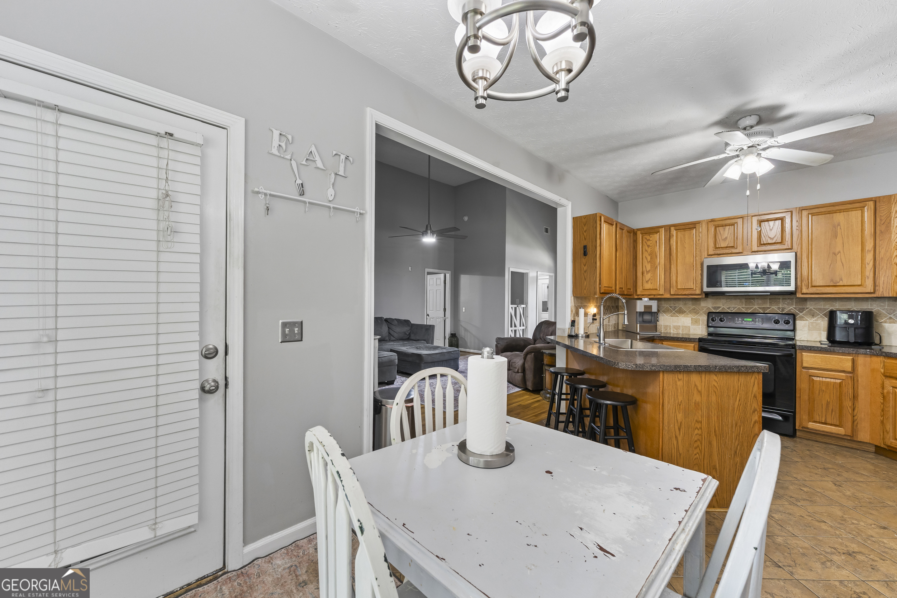 238 Apple Valley Road Property Photo 19