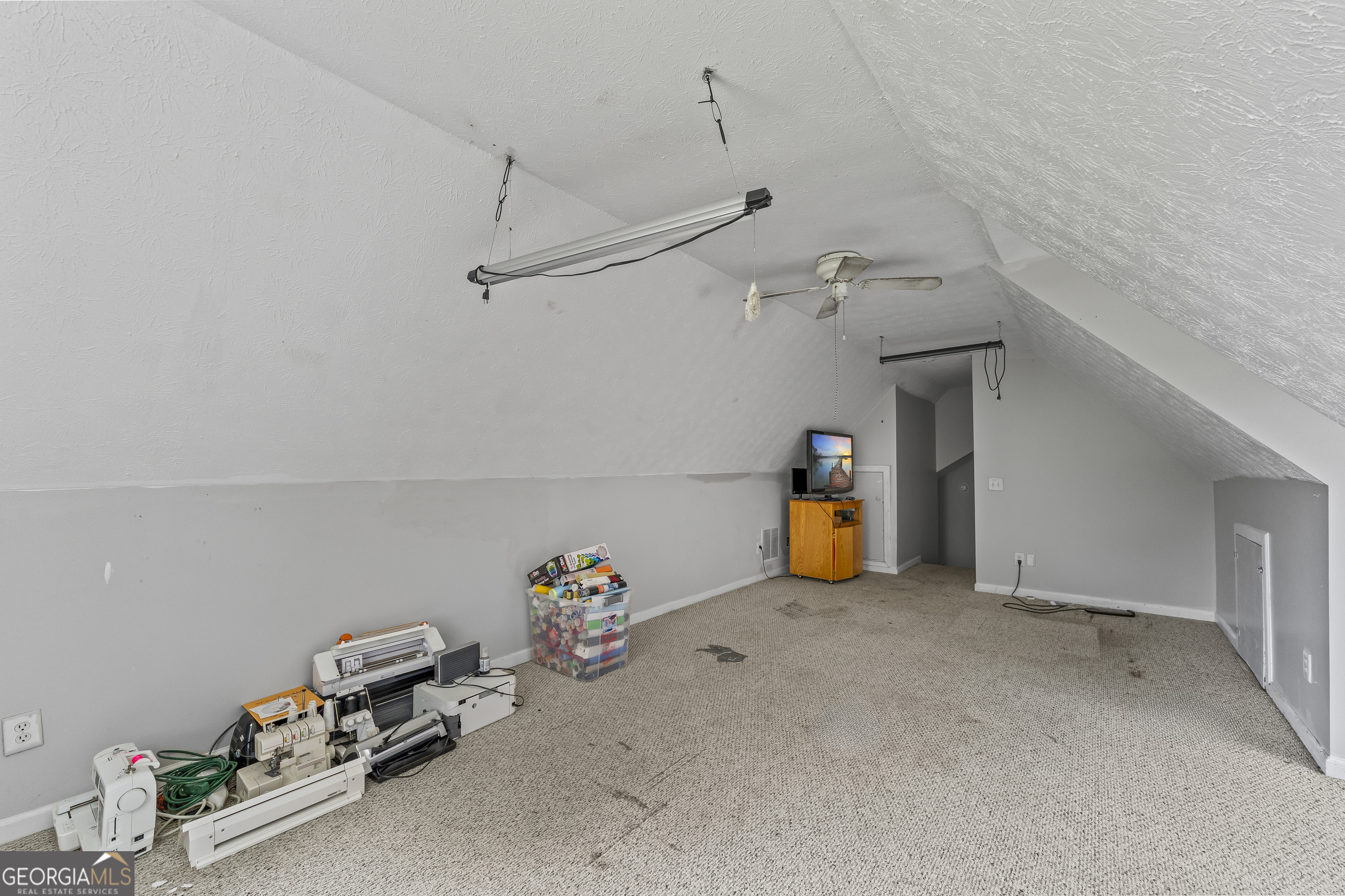 238 Apple Valley Road Property Photo 34