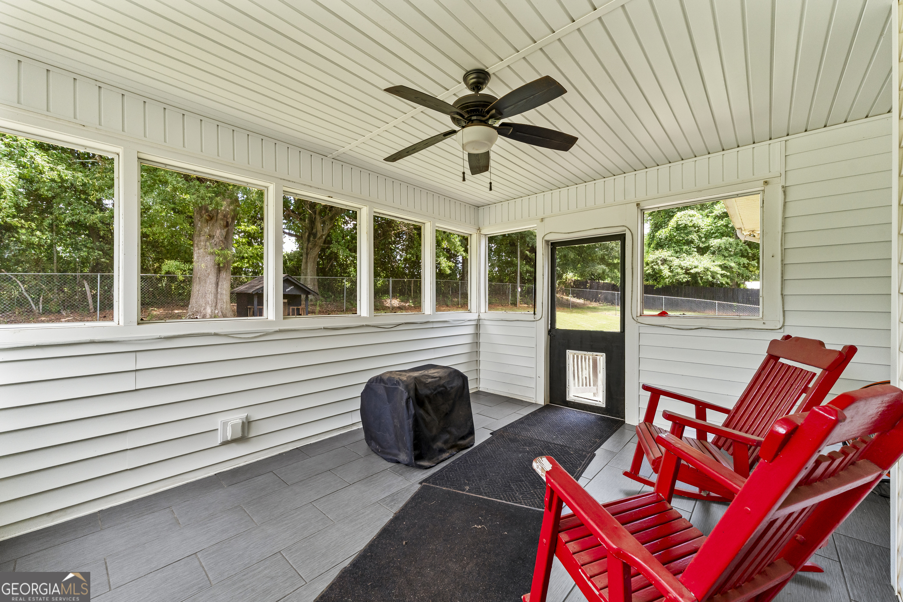 238 Apple Valley Road Property Photo 41