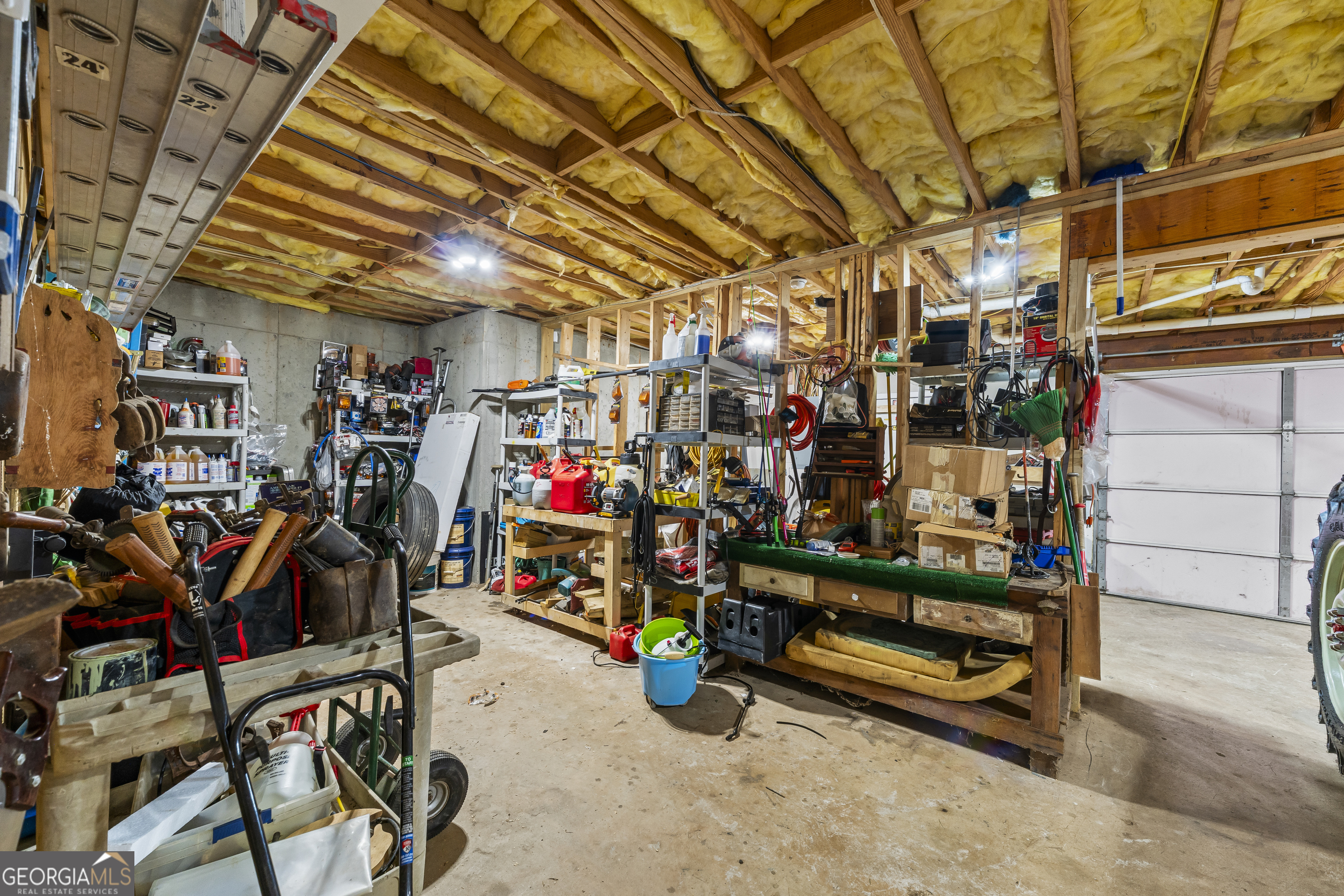 238 Apple Valley Road Property Photo 54