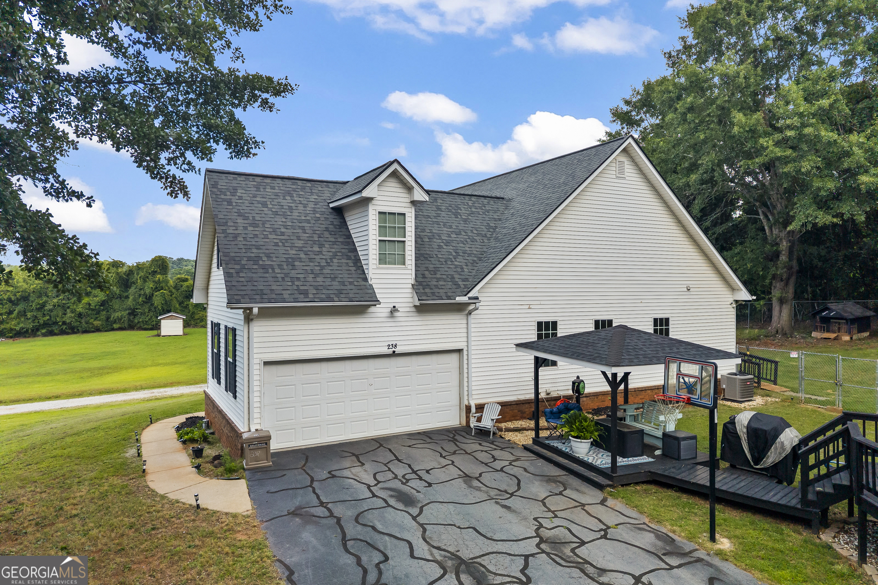 238 Apple Valley Road Property Photo 58