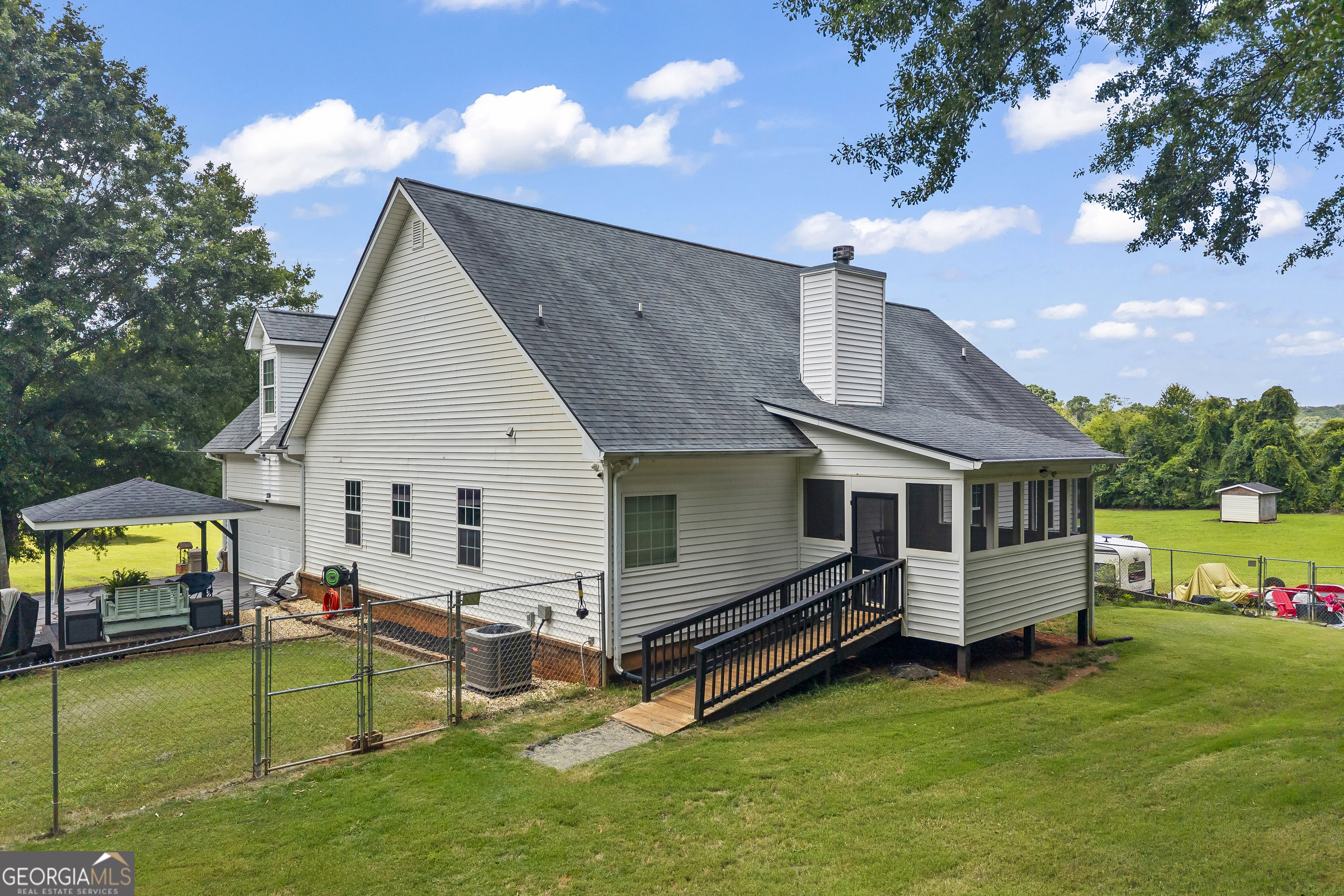 238 Apple Valley Road Property Photo 63