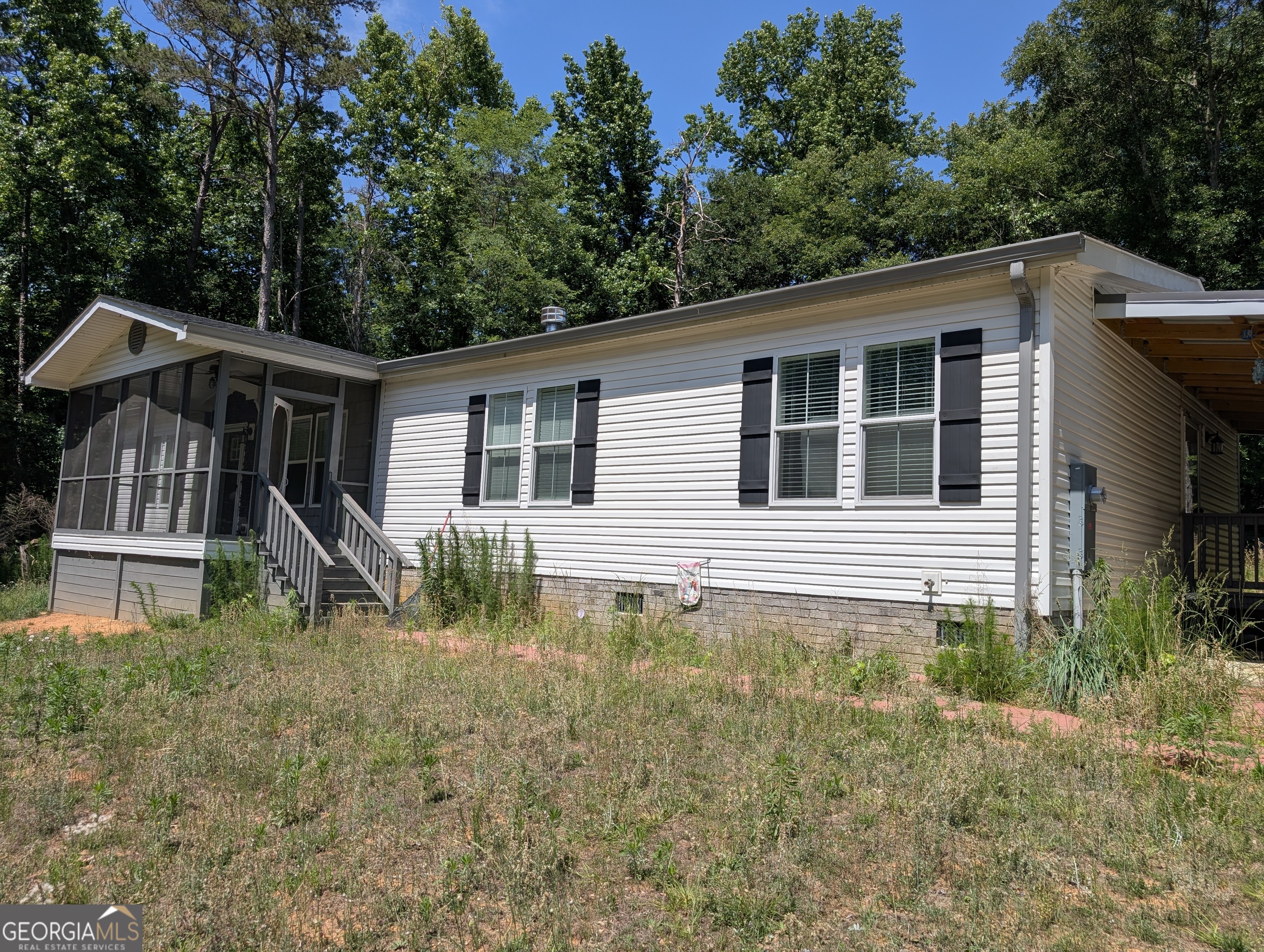 72 Farm Ln Property Photo 1