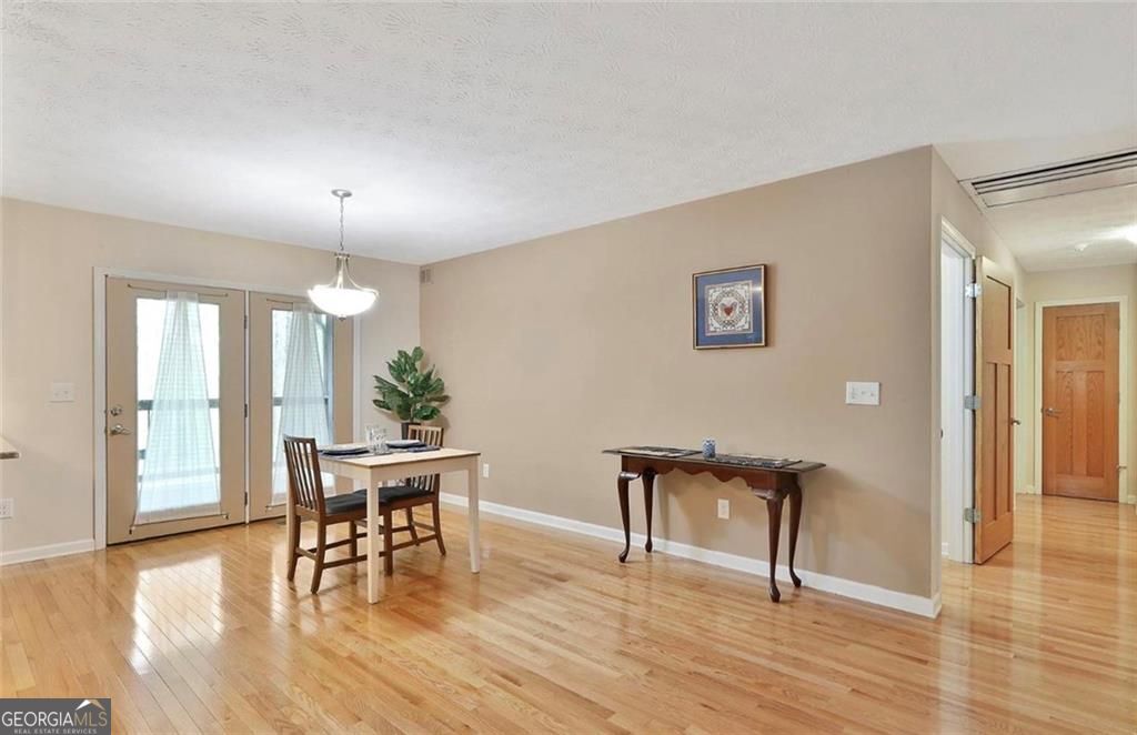 385 Vaughn Road Property Photo 17