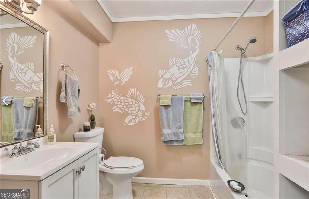 385 Vaughn Road Property Photo 33