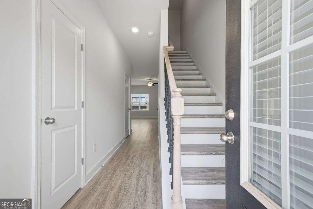 11248 Benton Loop Property Photo 5