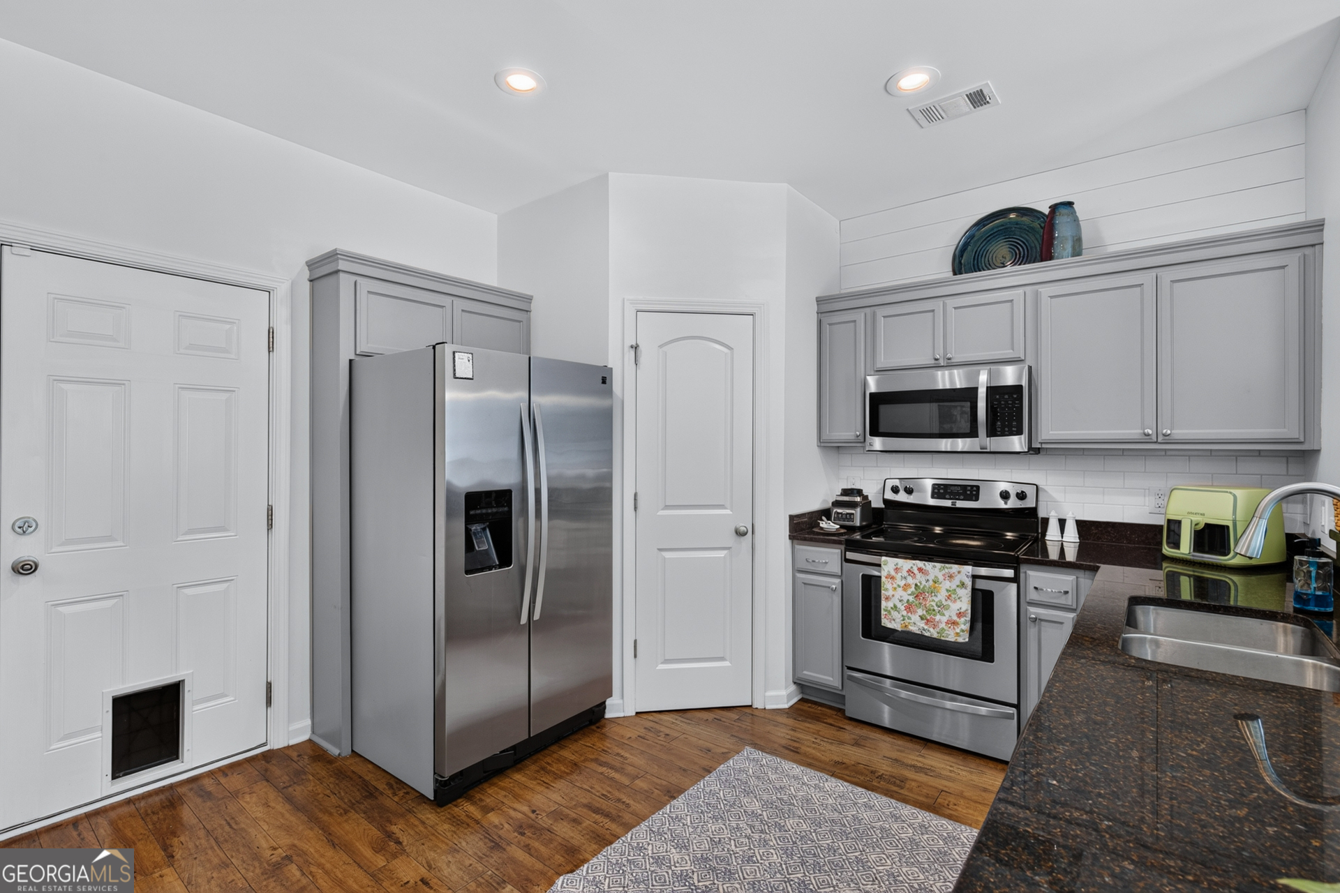 255 Cantle Drive Property Photo 10