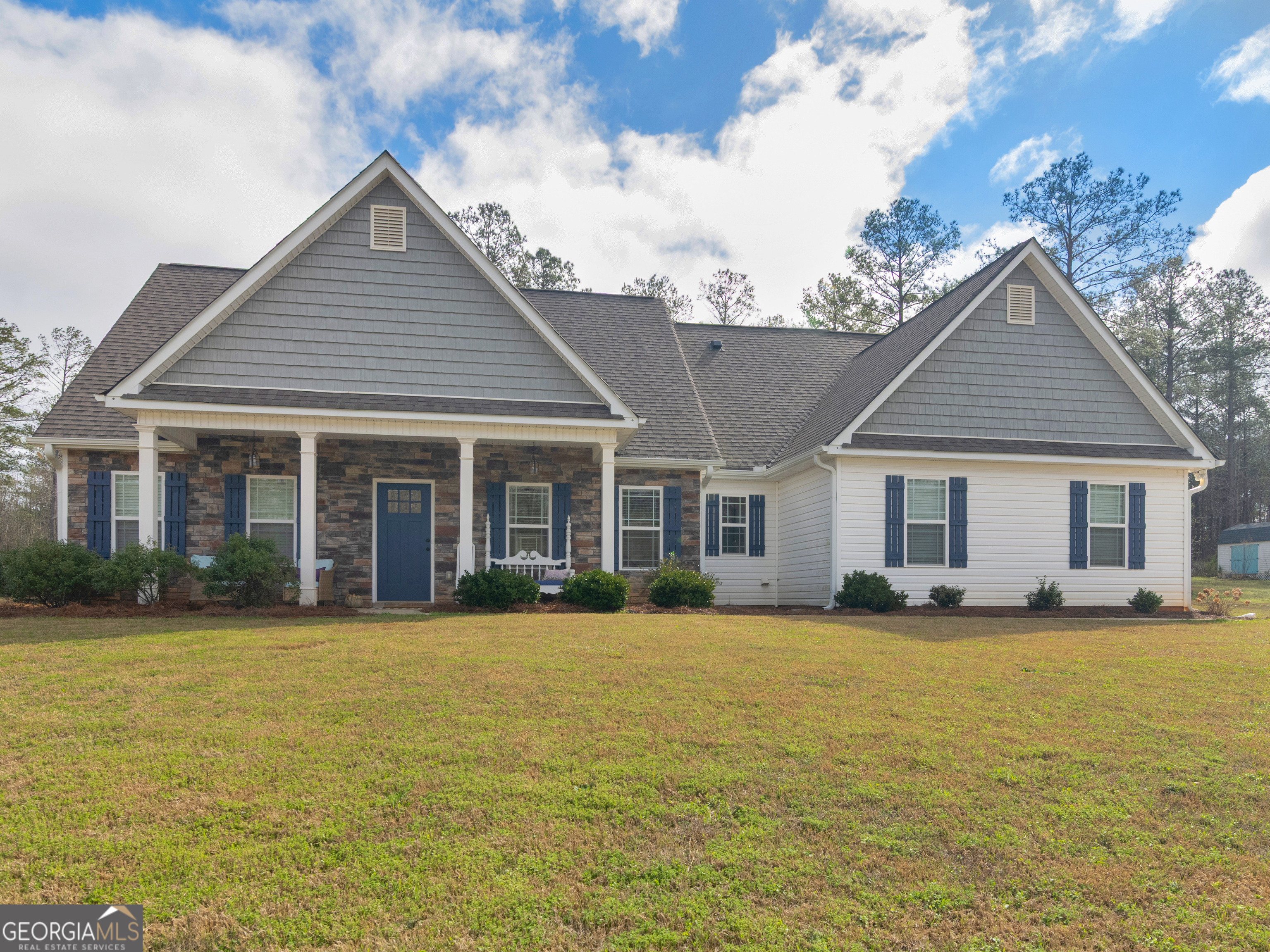 119 Mylee Cove Property Photo 1