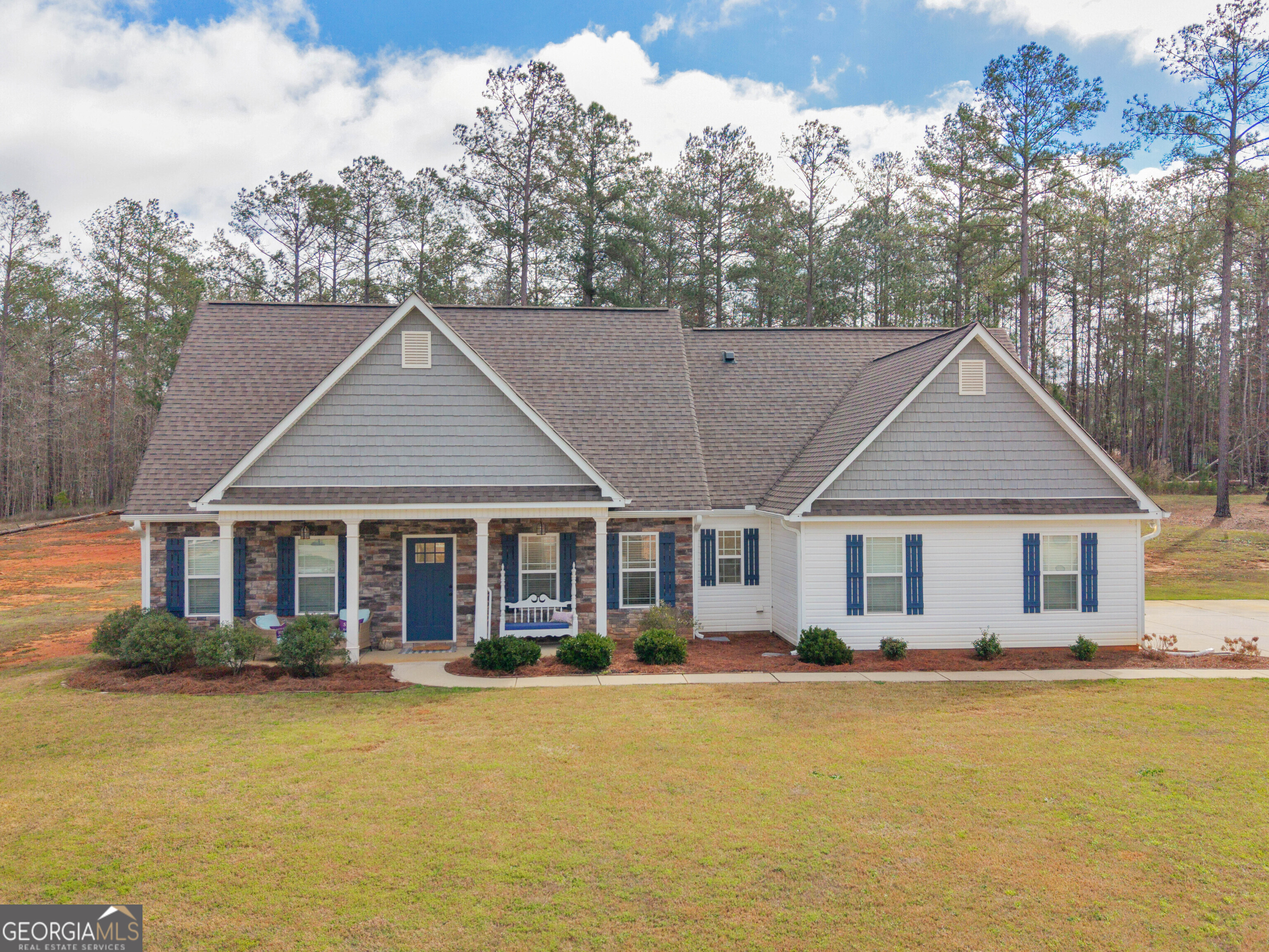 119 Mylee Cove Property Photo 2