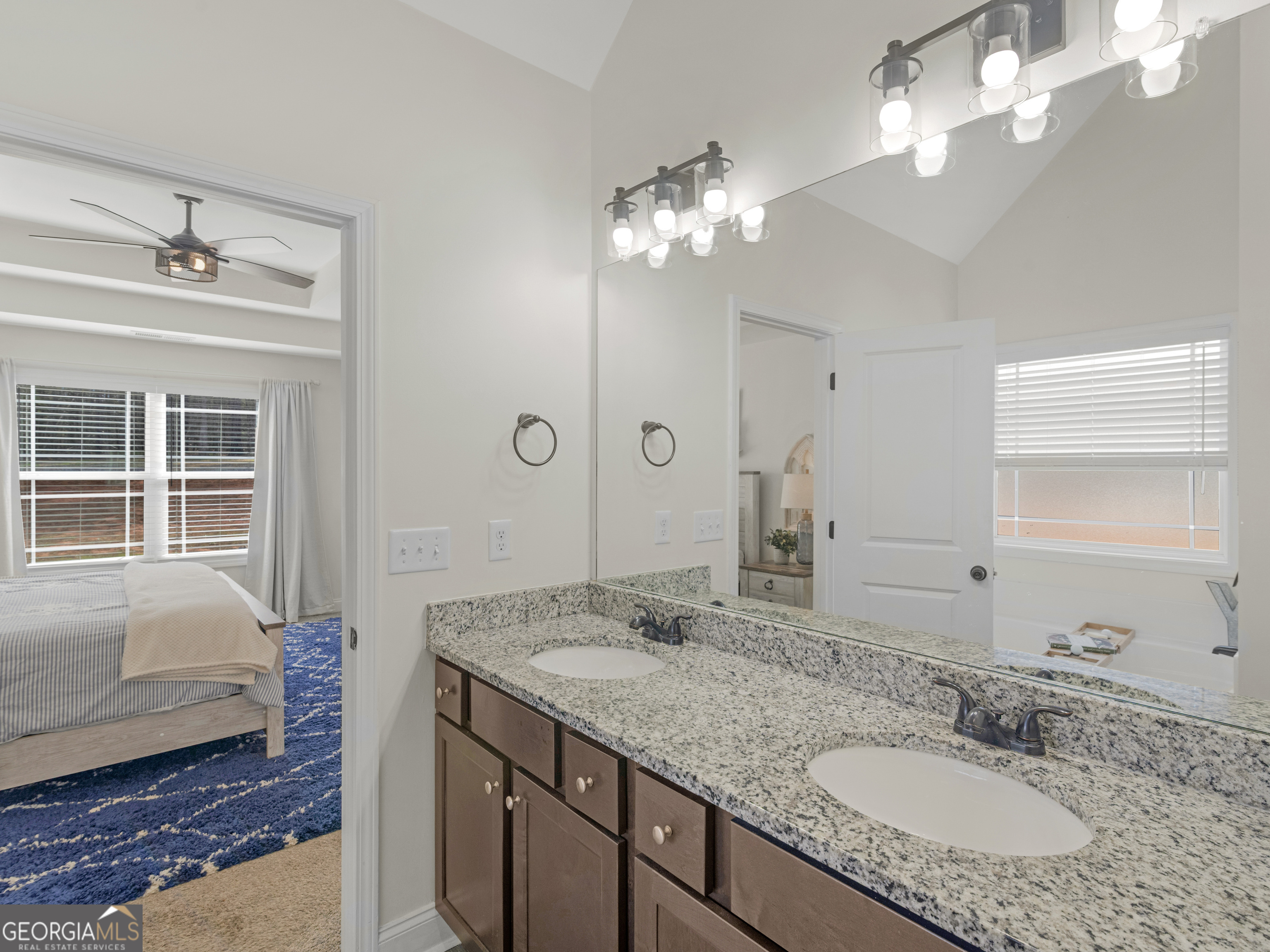 119 Mylee Cove Property Photo 30