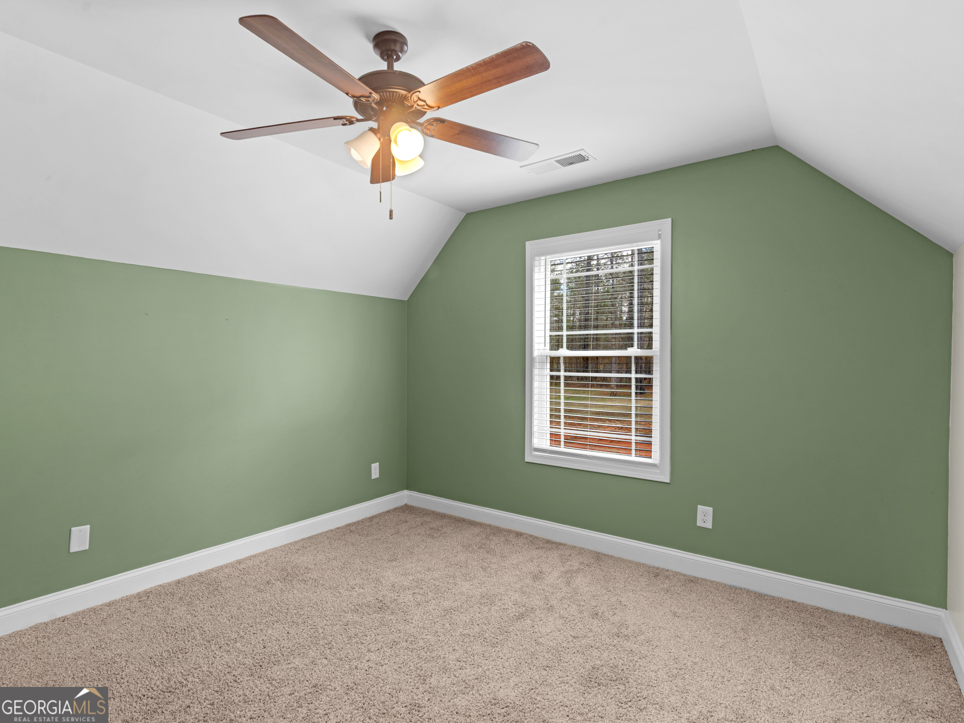 119 Mylee Cove Property Photo 42