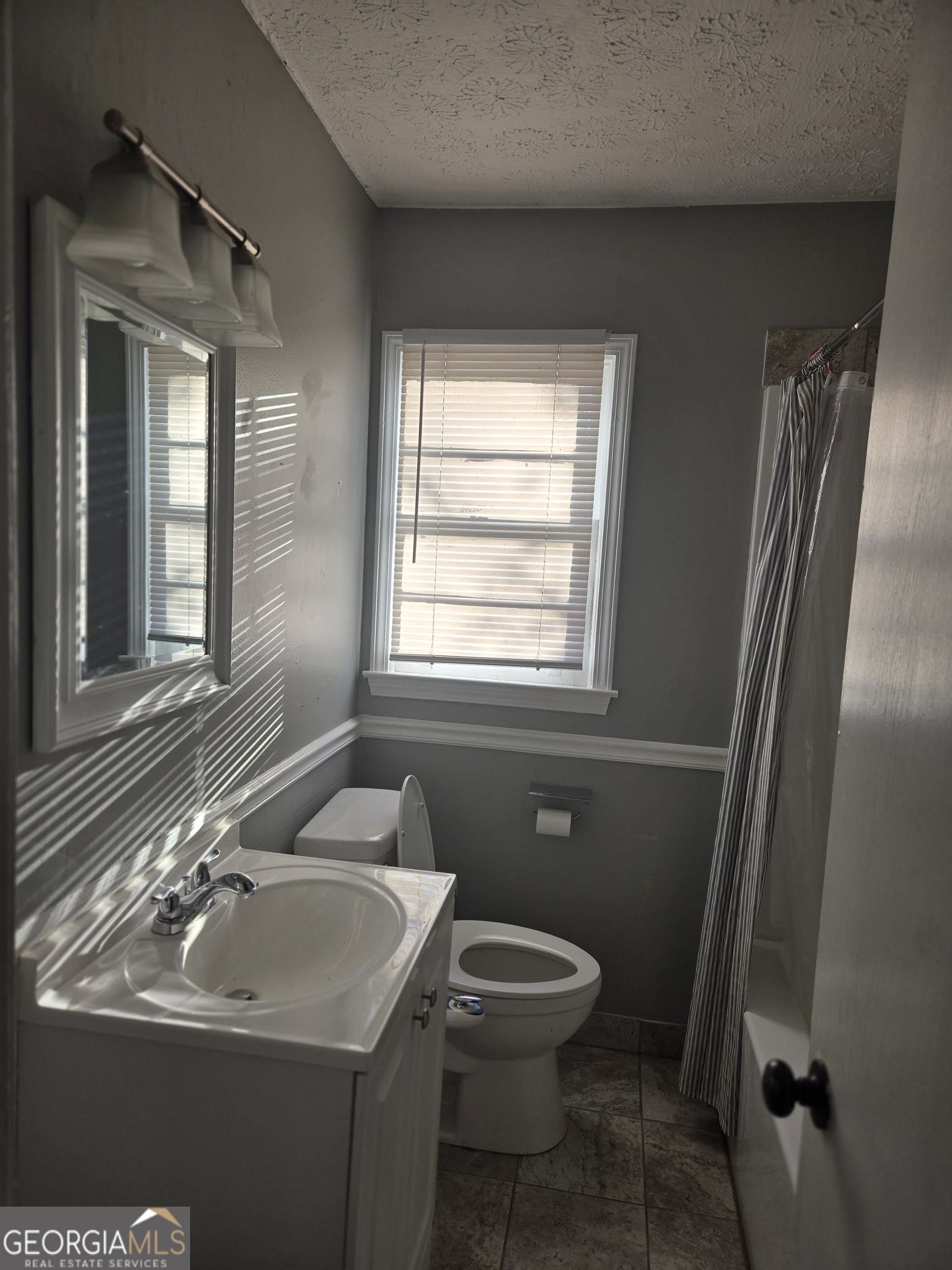 320 Vine Street # 2 Property Photo 9