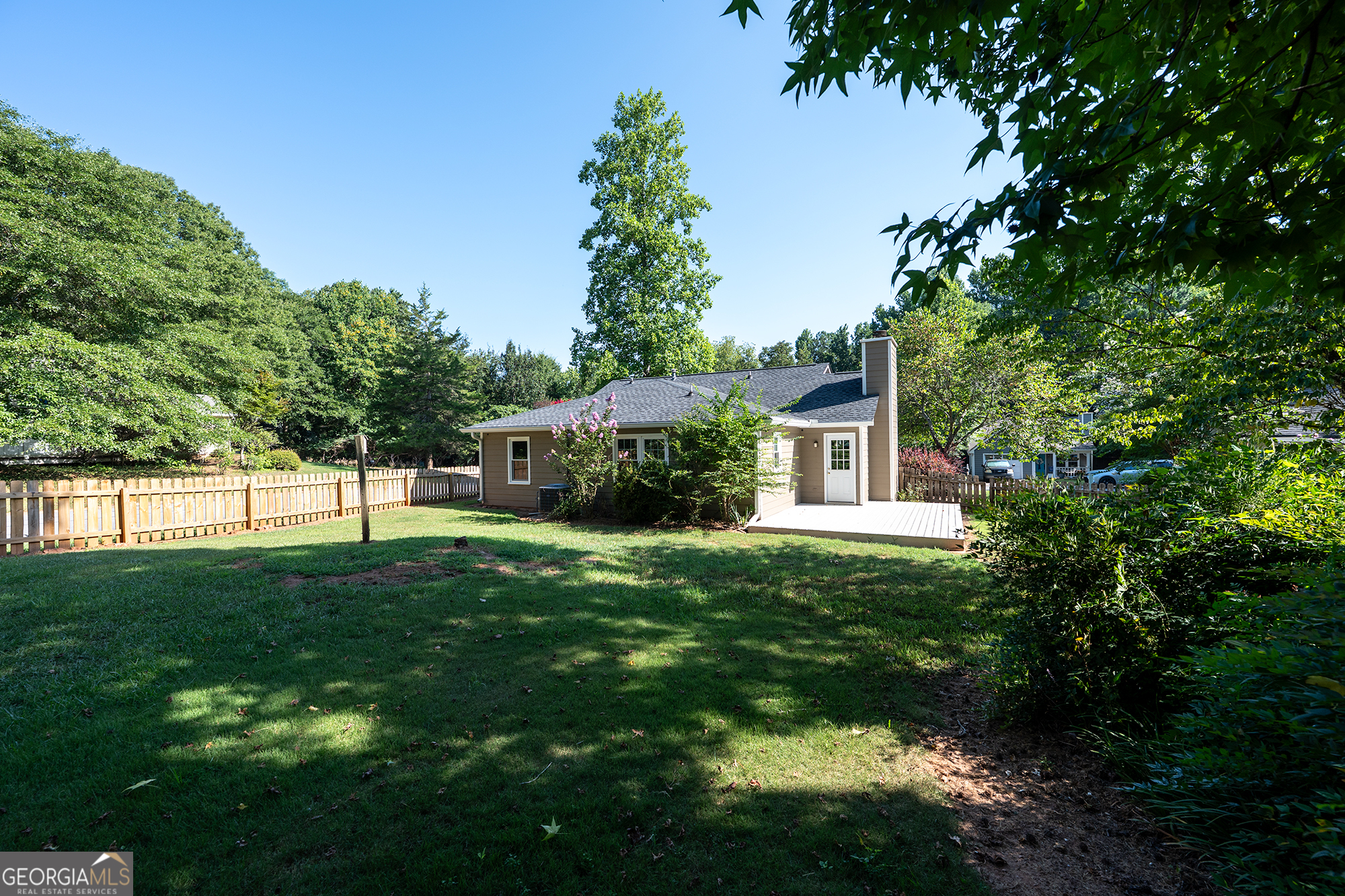 131 Diamond Drive Property Photo 28