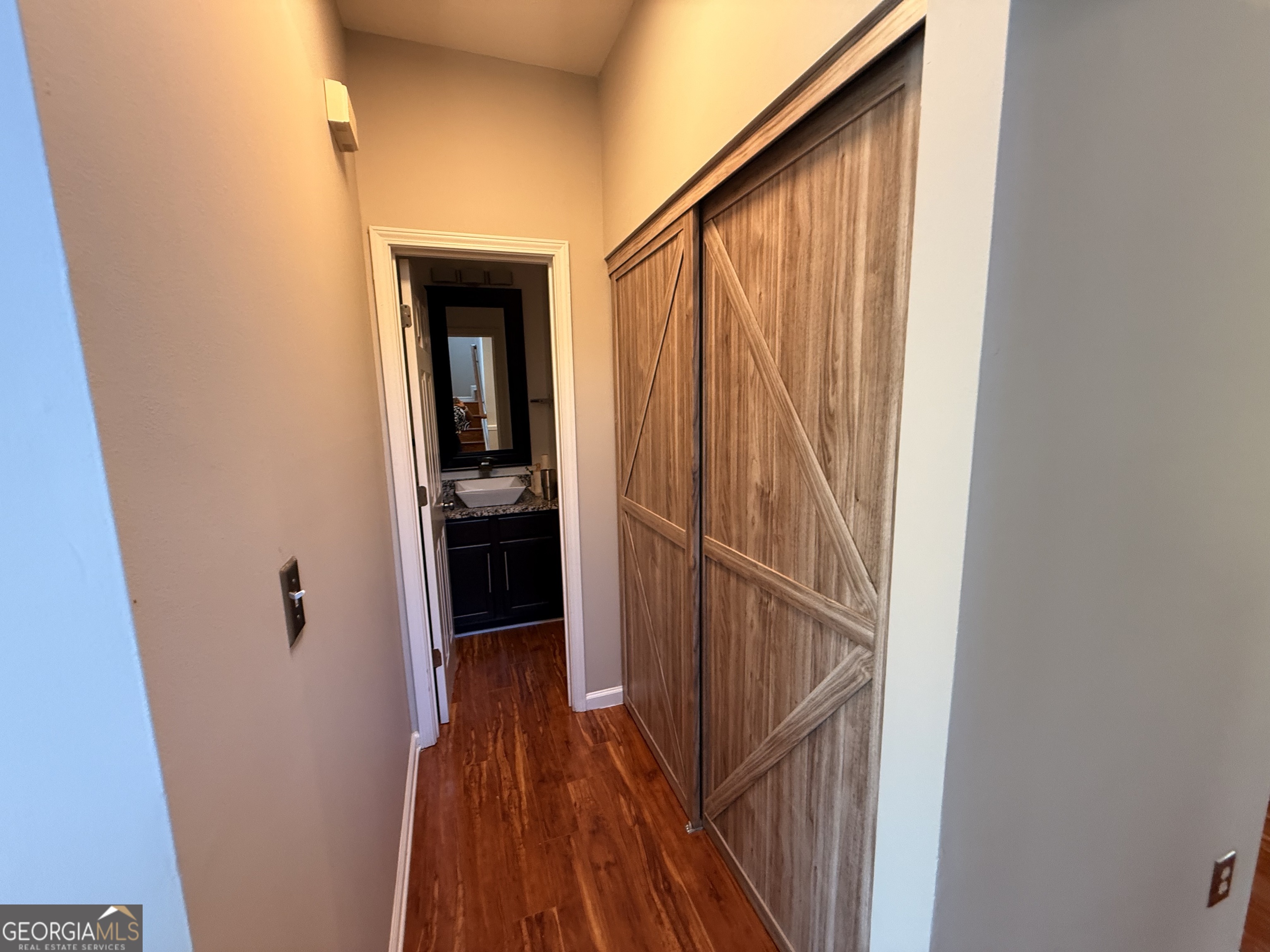 2031 Pinnacle Pointe Property Photo 16