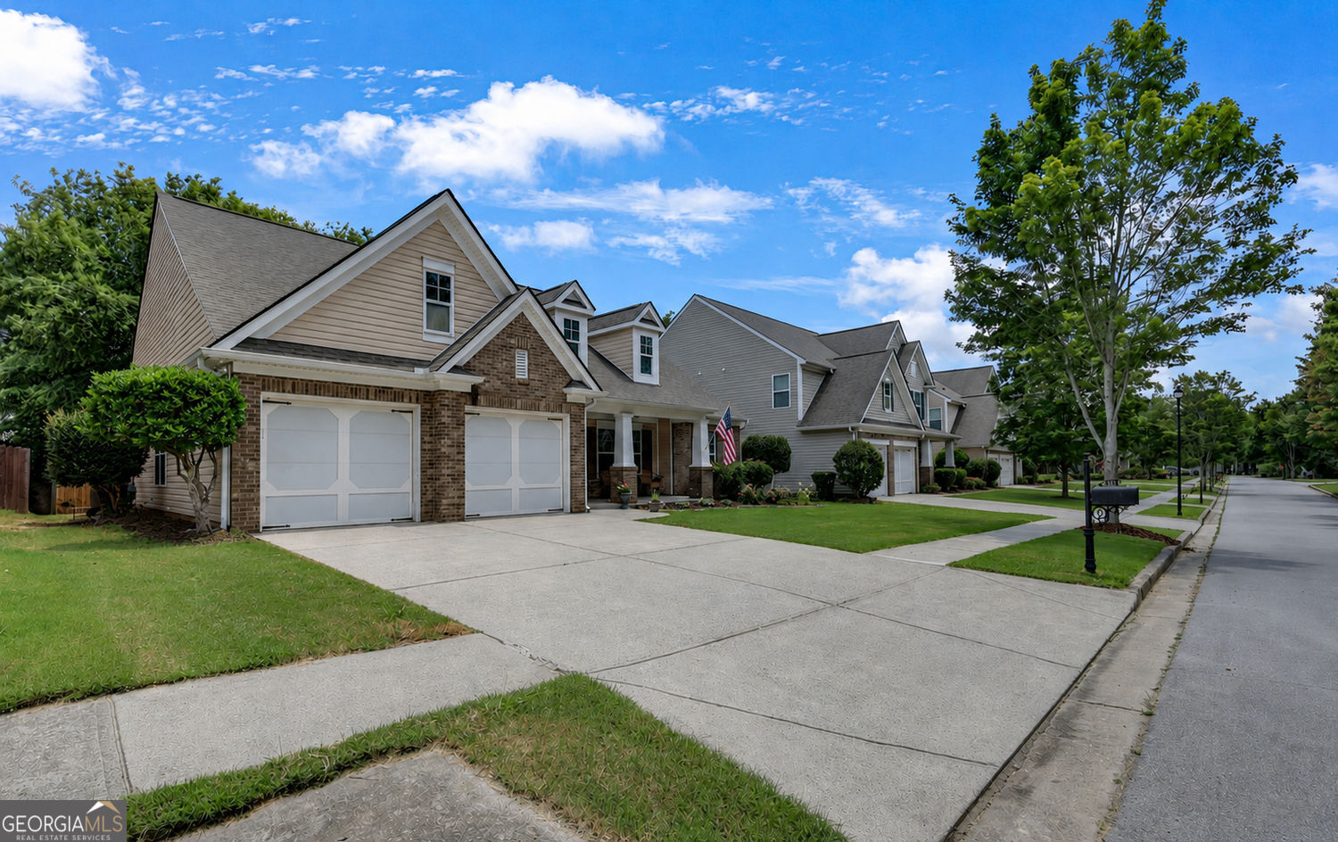 2511 Southhaven Lane Property Photo 3
