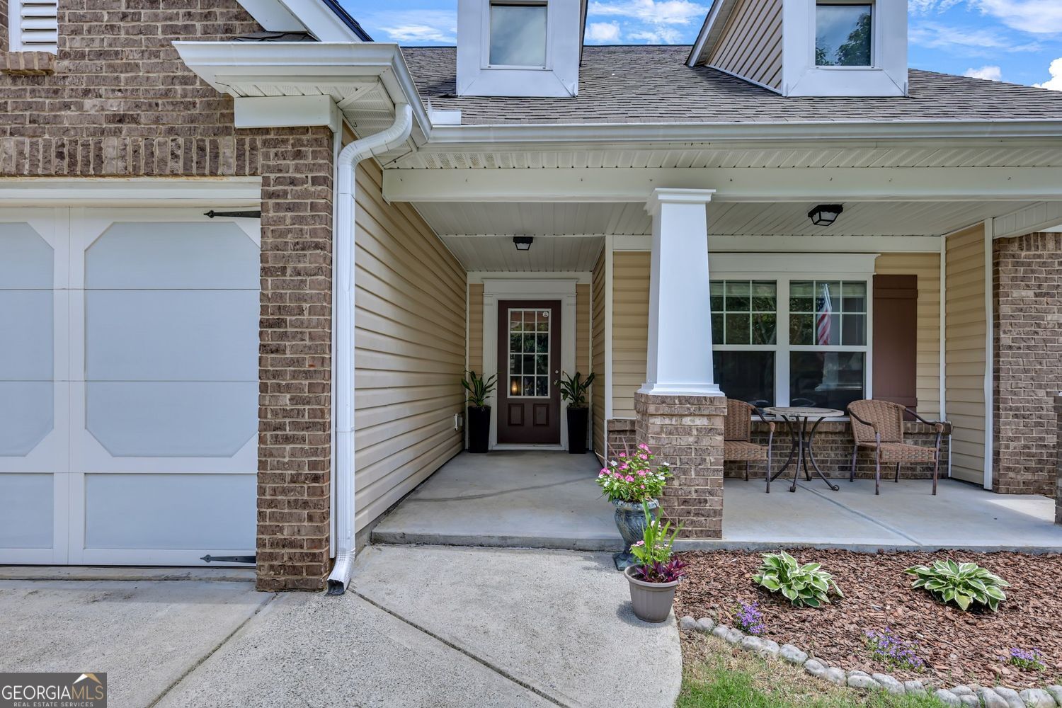 2511 Southhaven Lane Property Photo 4